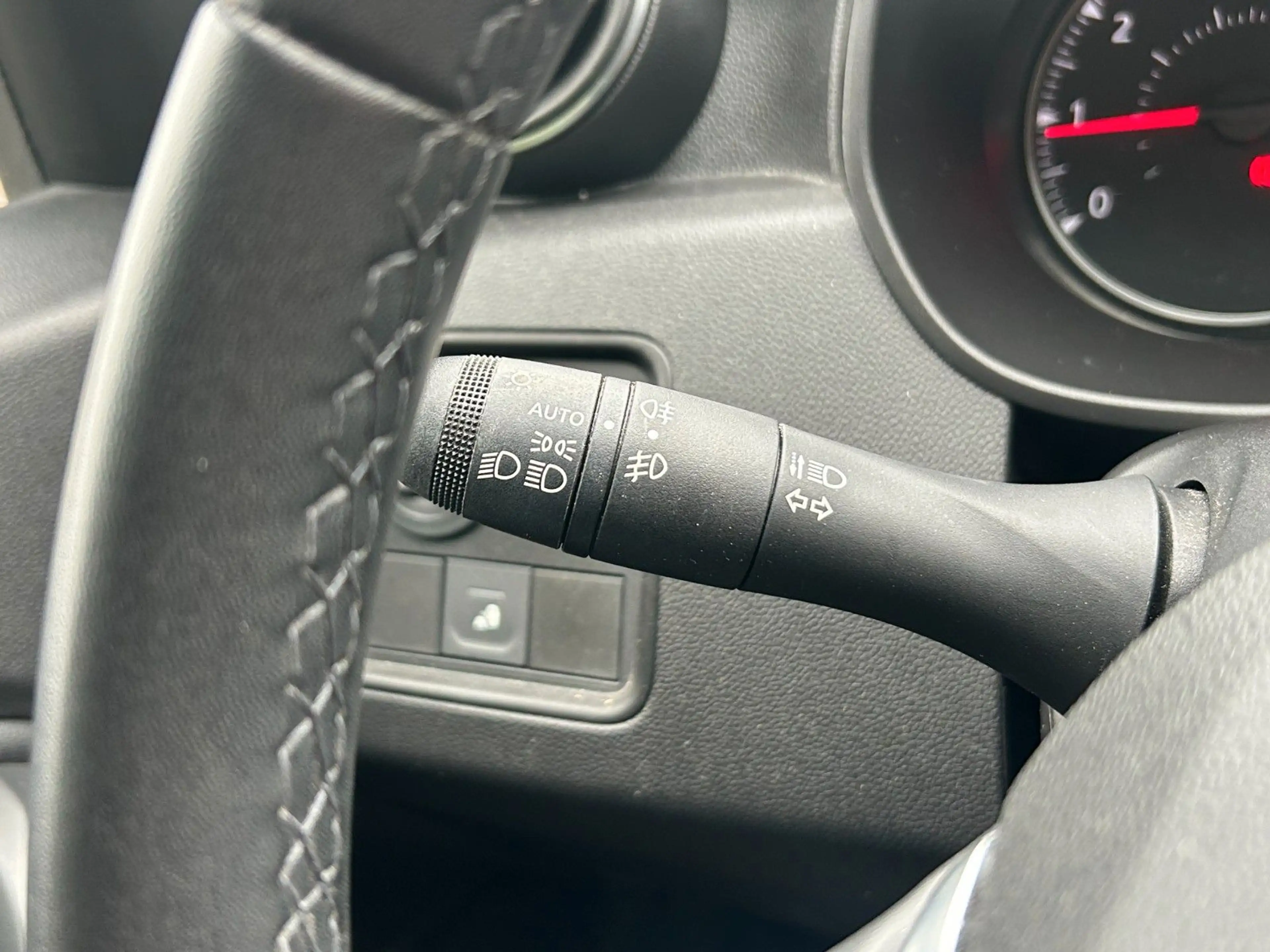 Dacia Duster Extreme TCe 130 Navi 360° Sitzheizung AHK — photo 30