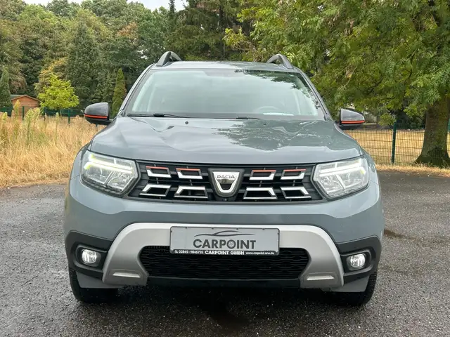 Dacia Duster view 8
