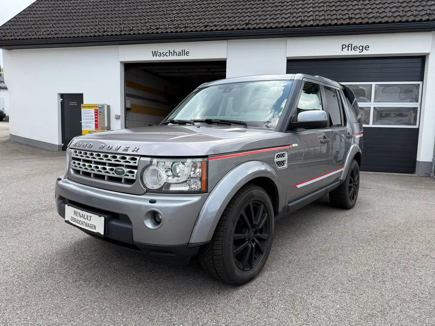 Land Rover Discovery SDV6 SE Grau - 1