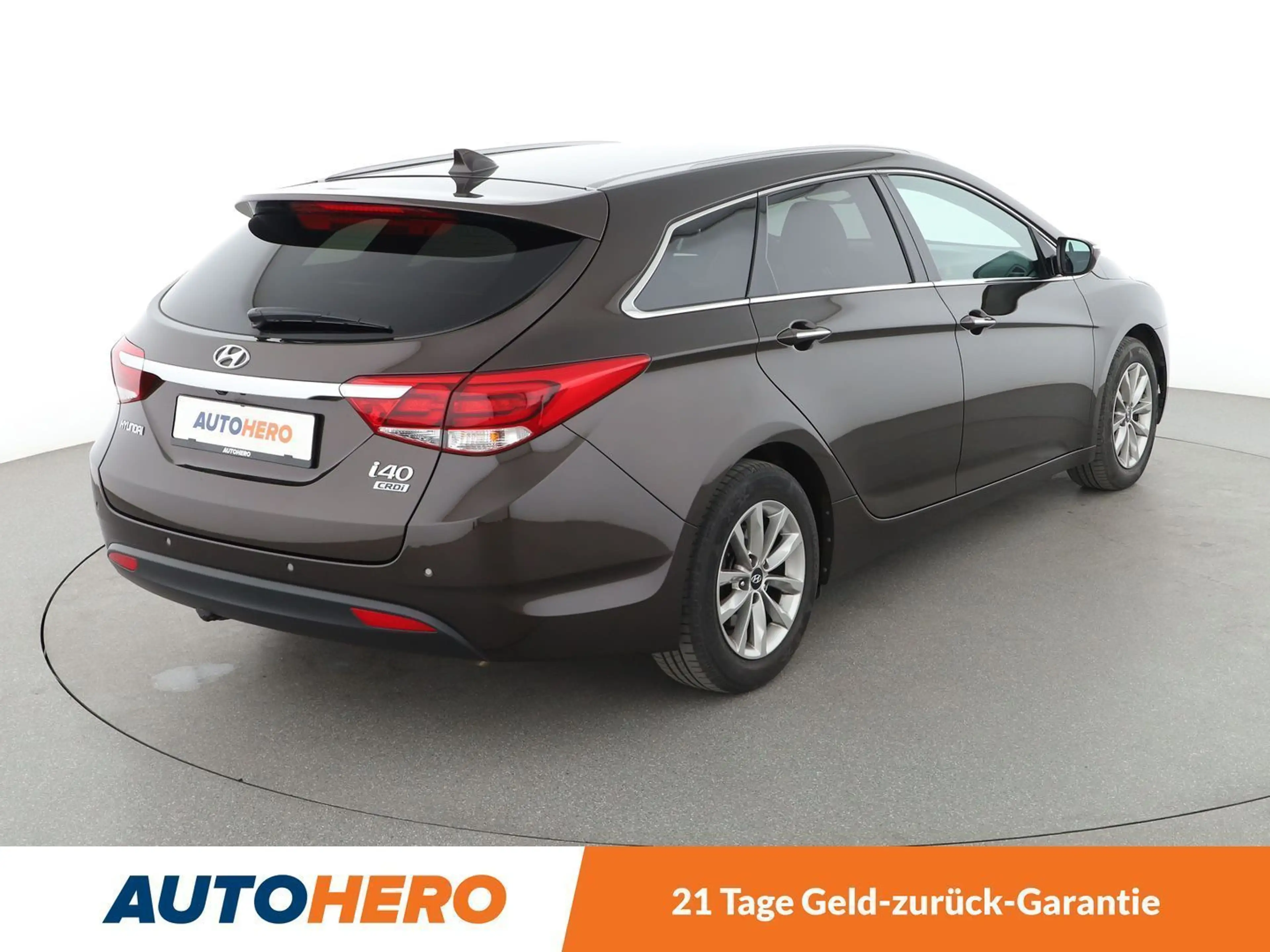 Hyundai i40 1.7 CRDi Trend Blue *NAVI*PDC*SHZ*TEMPO*ALU* — photo 6