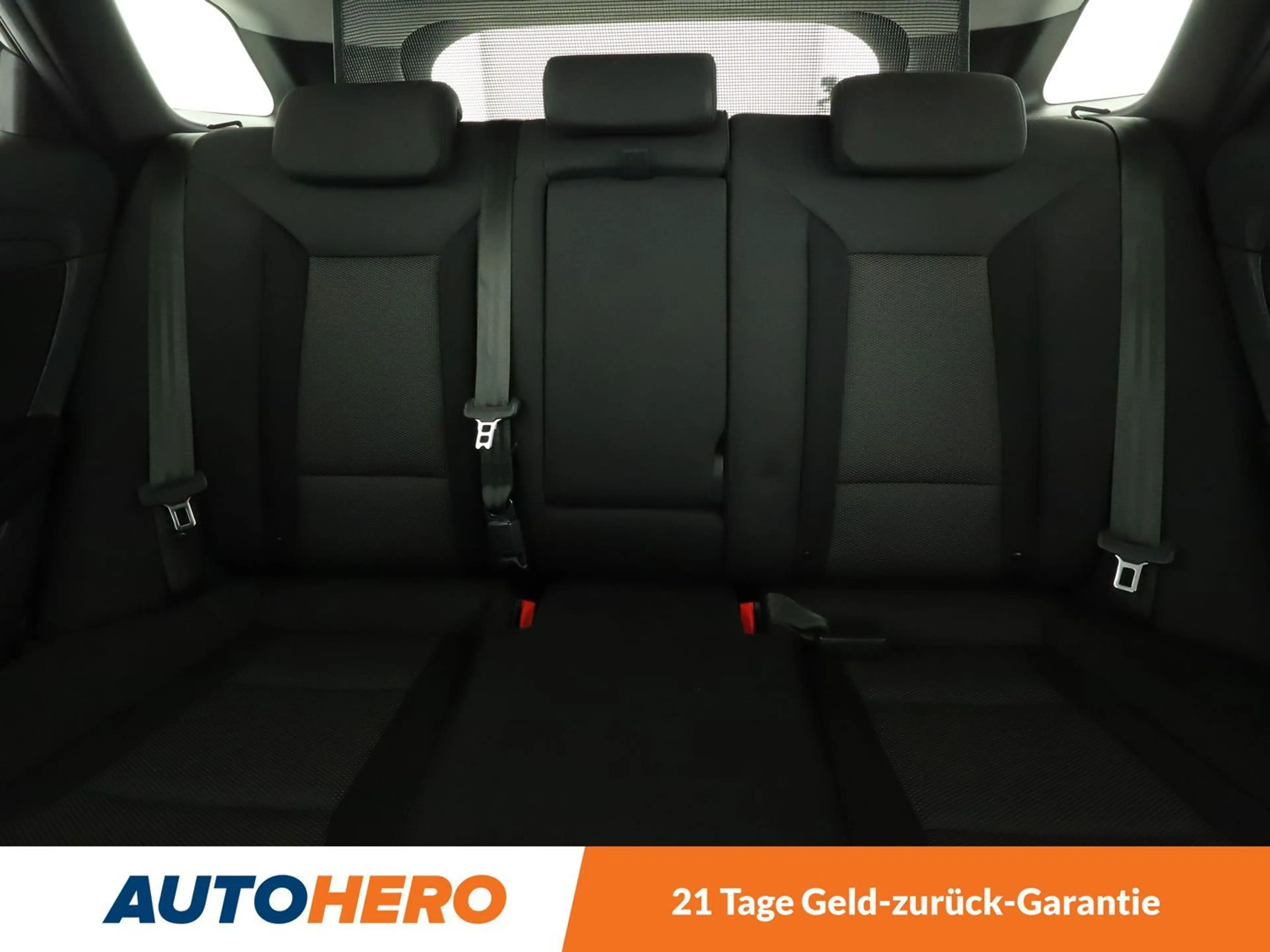 Hyundai i40 1.7 CRDi Trend Blue *NAVI*PDC*SHZ*TEMPO*ALU* — photo 15
