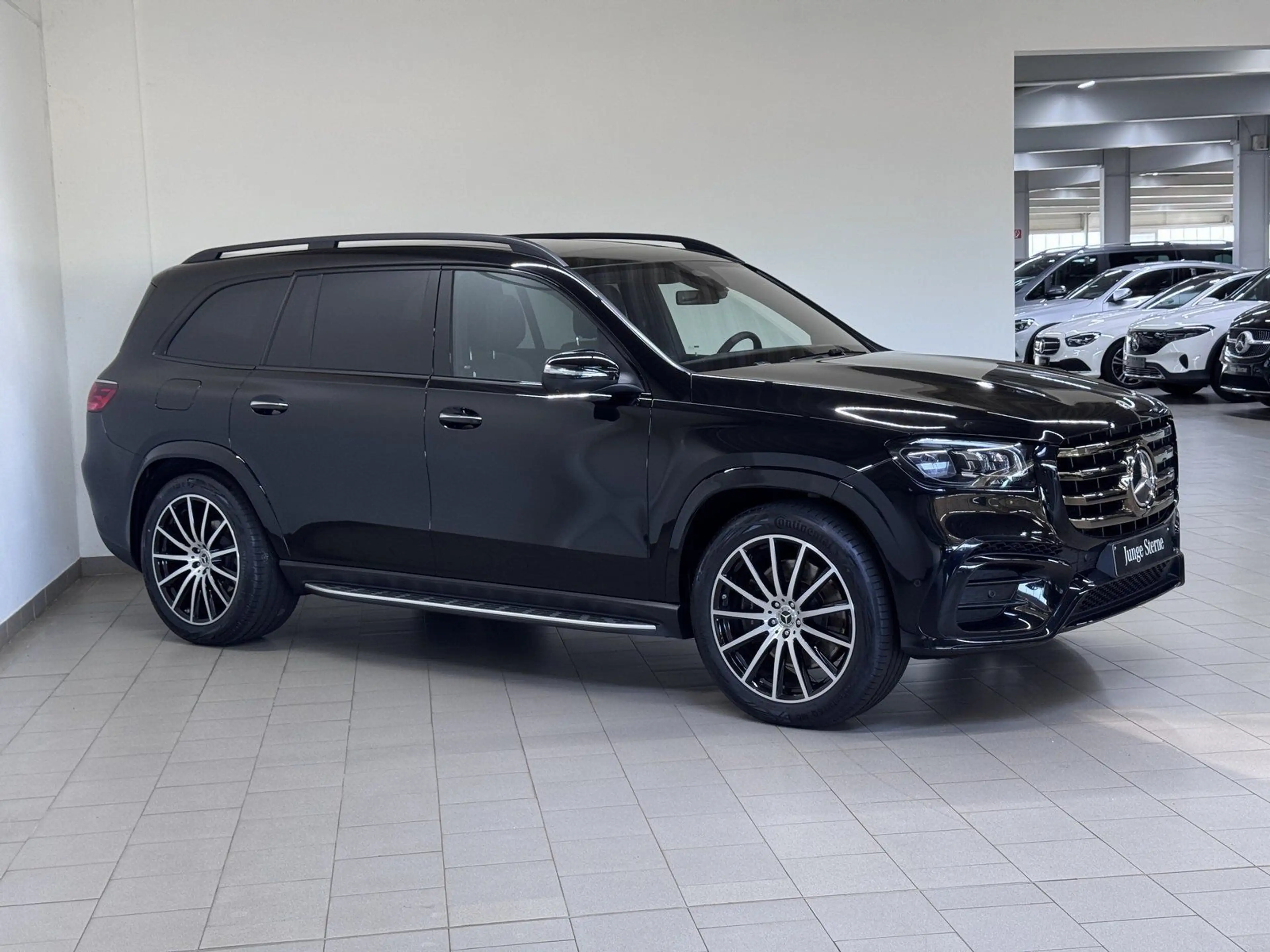 Mercedes-Benz GLS 450 d 4M AMG+NIGHT+22"+PANO+DISTR+AHK+360° — photo 5