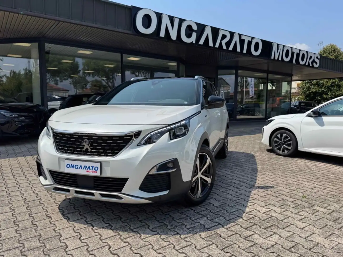 Peugeot 3008 BlueHDi 130 S&S GT Line Bianco - 1