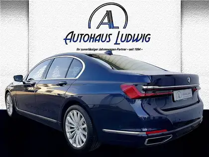 Annonce voiture d'occasion BMW 740 - CARADIZE