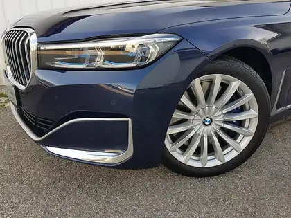 Annonce voiture d'occasion BMW 740 - CARADIZE