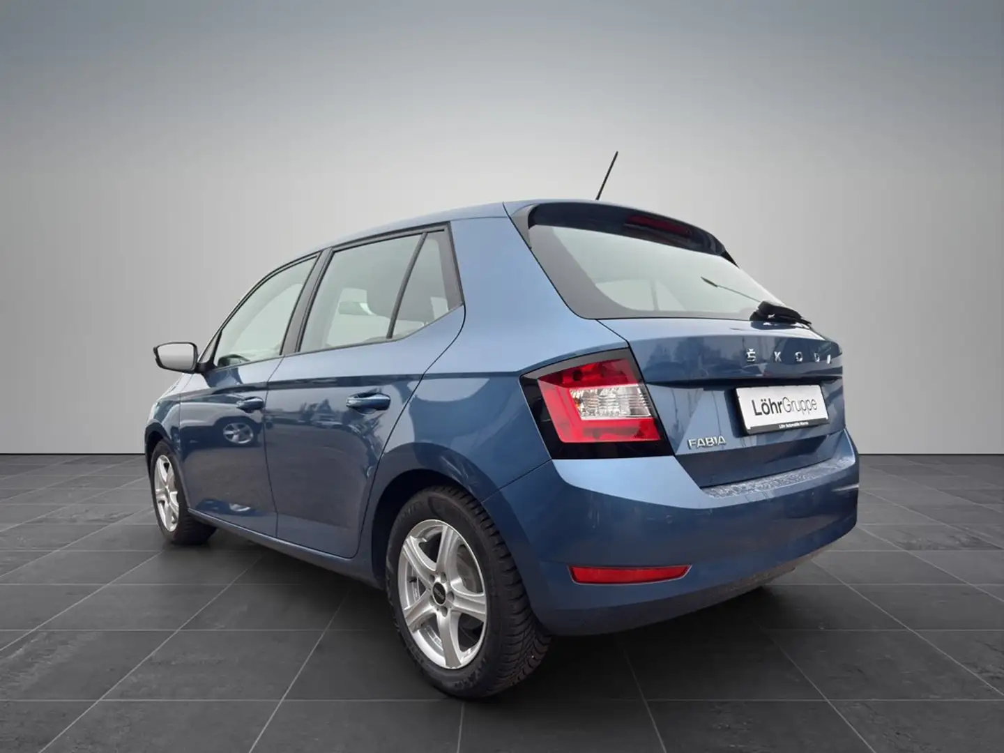 Skoda Fabia 1.0 Cool Plus *SITZHEIZUNG*EINPARKHILFE*LED-TAG... Blau - 2