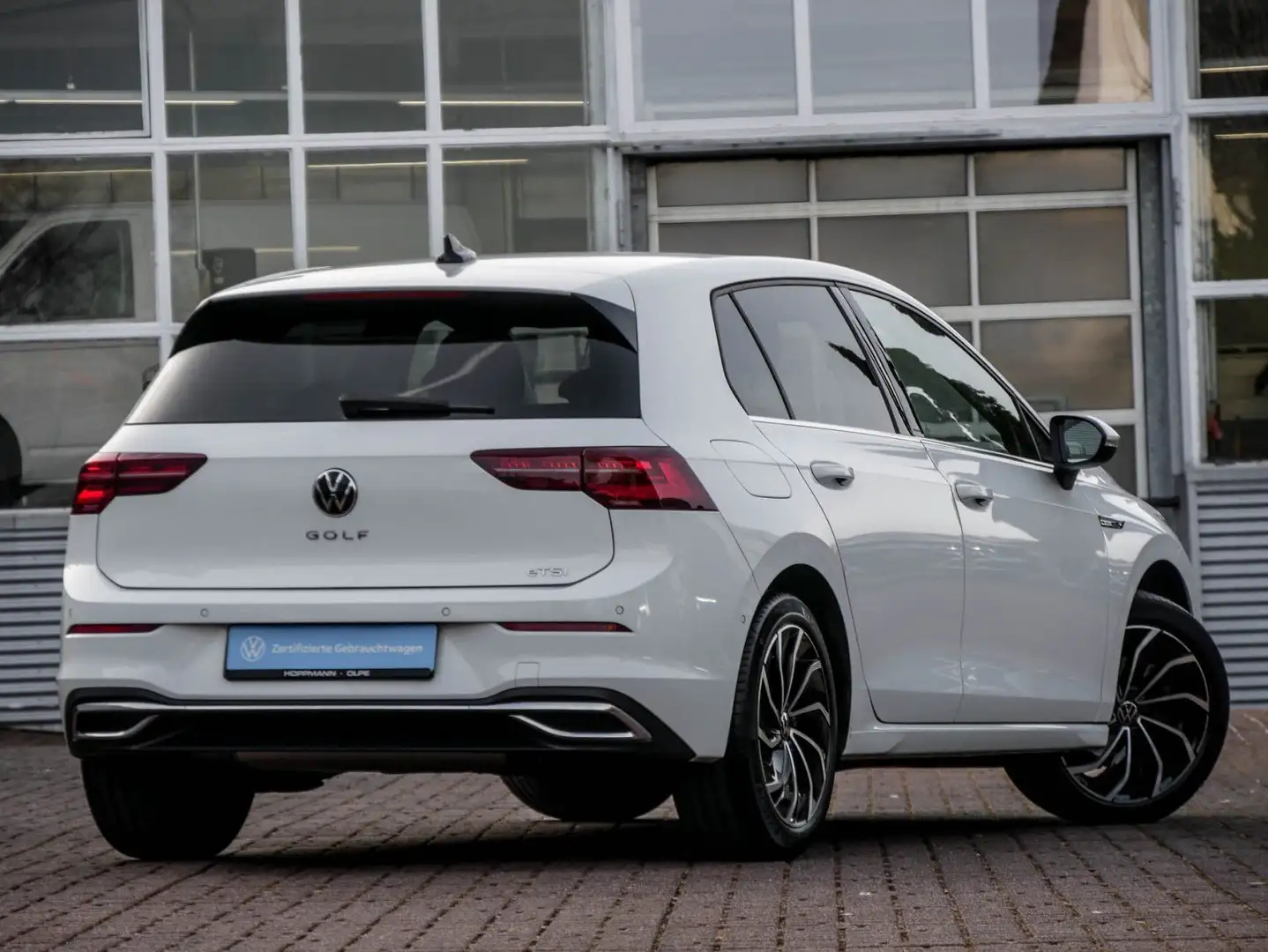 Volkswagen Golf VIII Style 1.5 eTSI ACC LED RÜCKKAMERA NAVI Weiß - 2