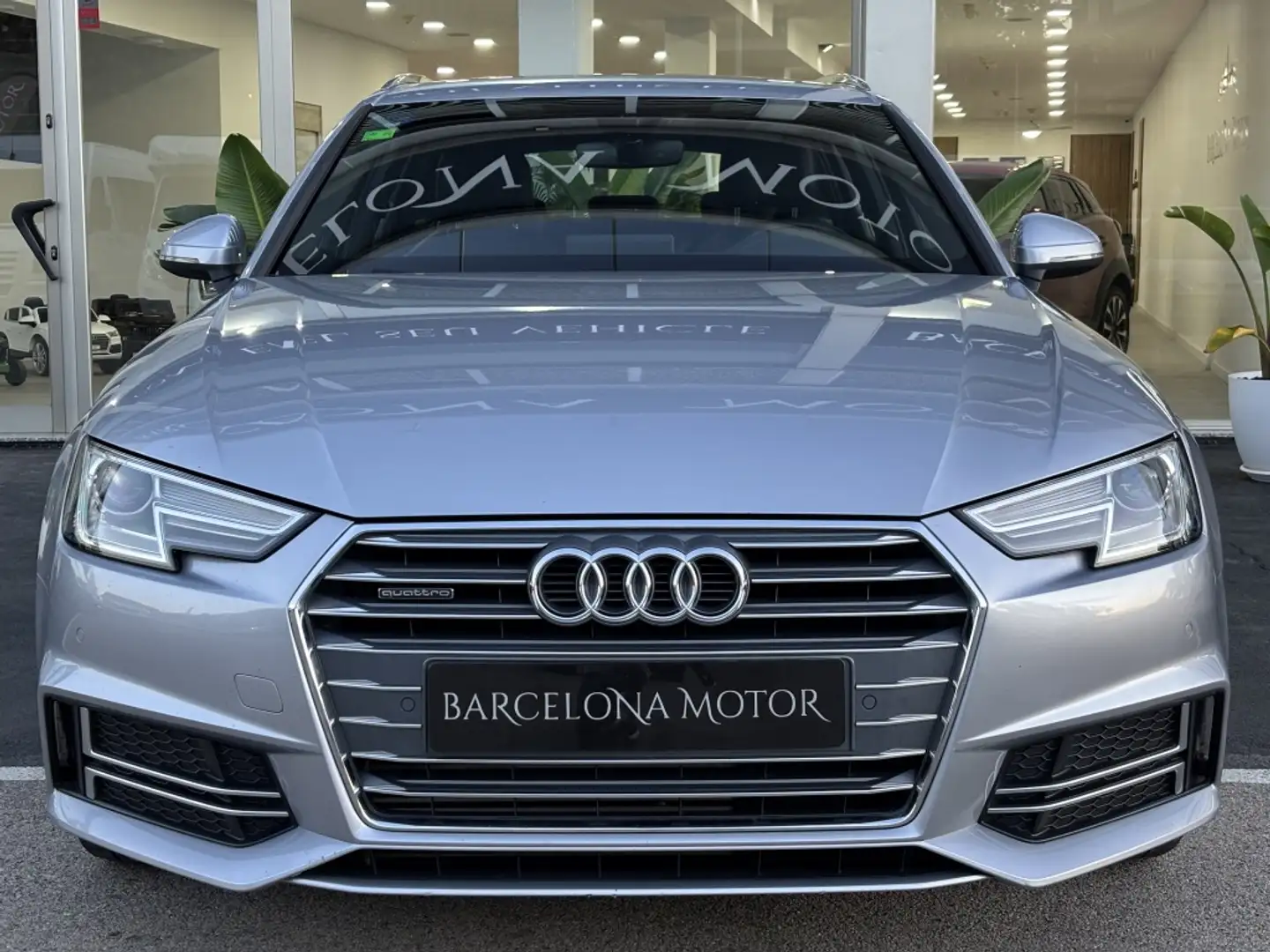 Audi A4 Avant 2.0 TFSI S line ed. quattro S-T 185kW Gris - 2