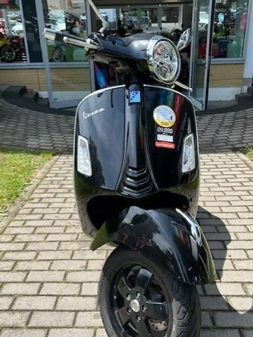 Vespa GTS Super Tech 125 ABS LED MIA Negru - 2