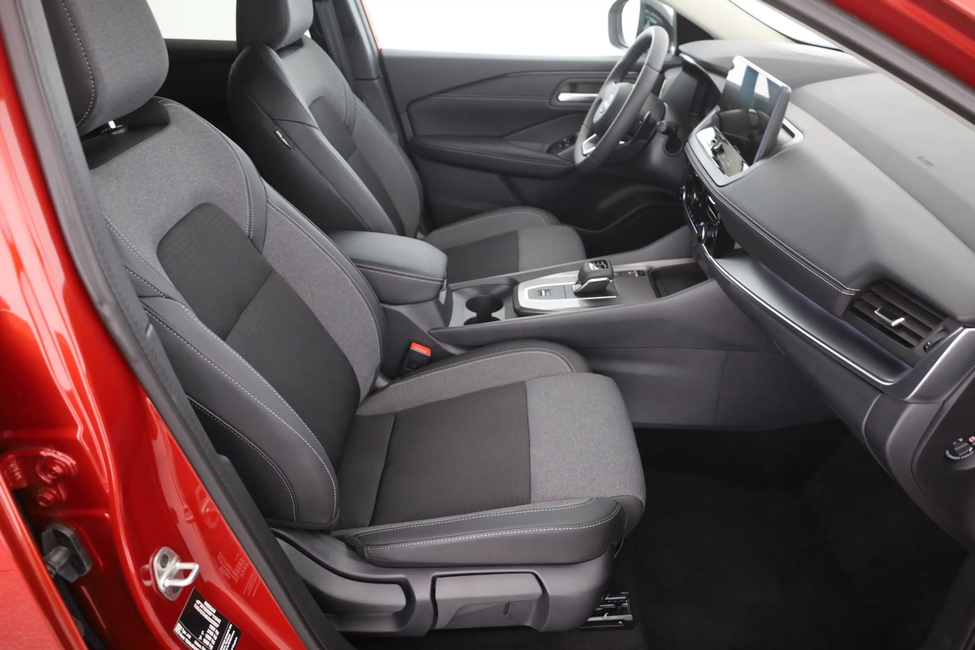 Nissan Qashqai N-Connecta 1.3 Dig-T Aut. LED ACC Pano — photo 23