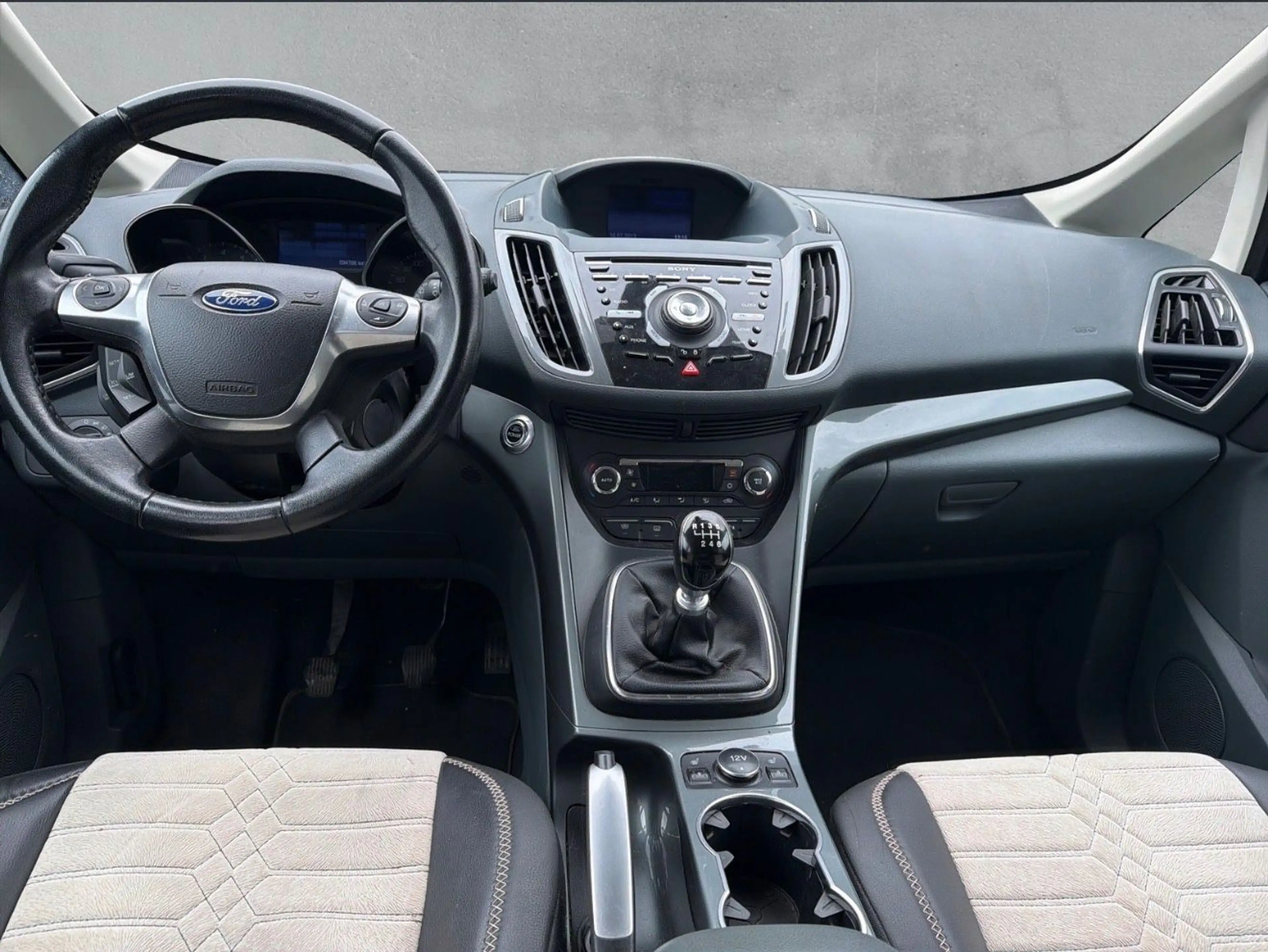 Ford C-Max Titanium Zahnriemen neu AHK PDC SHZ AluF — photo 11