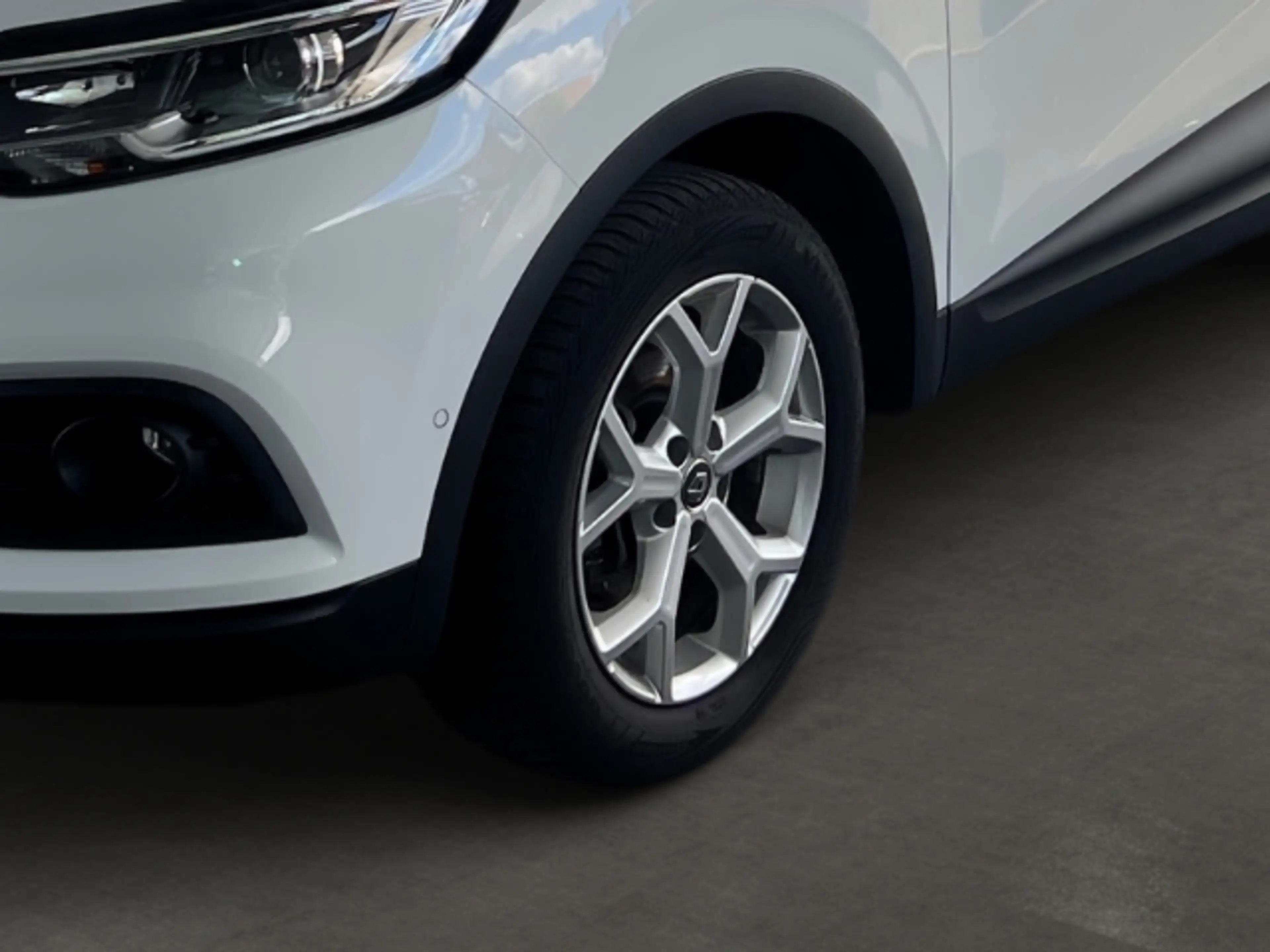 Renault Kadjar Zen Automat 1.3 TCe Mehrzonenklima DAB Ambientebel — photo 9