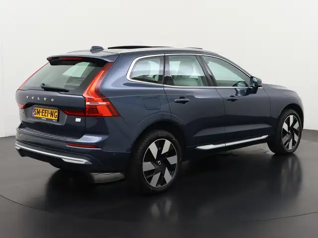 Volvo XC60 view 4