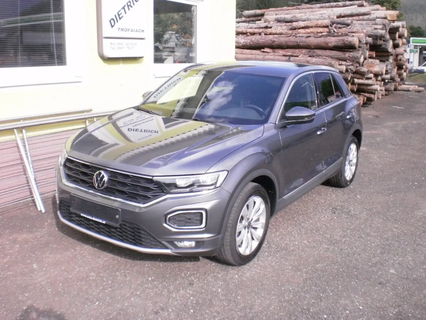 Volkswagen T-Roc T-Roc 1,5 TSI ACT Sport DSG Sport Grau - 1