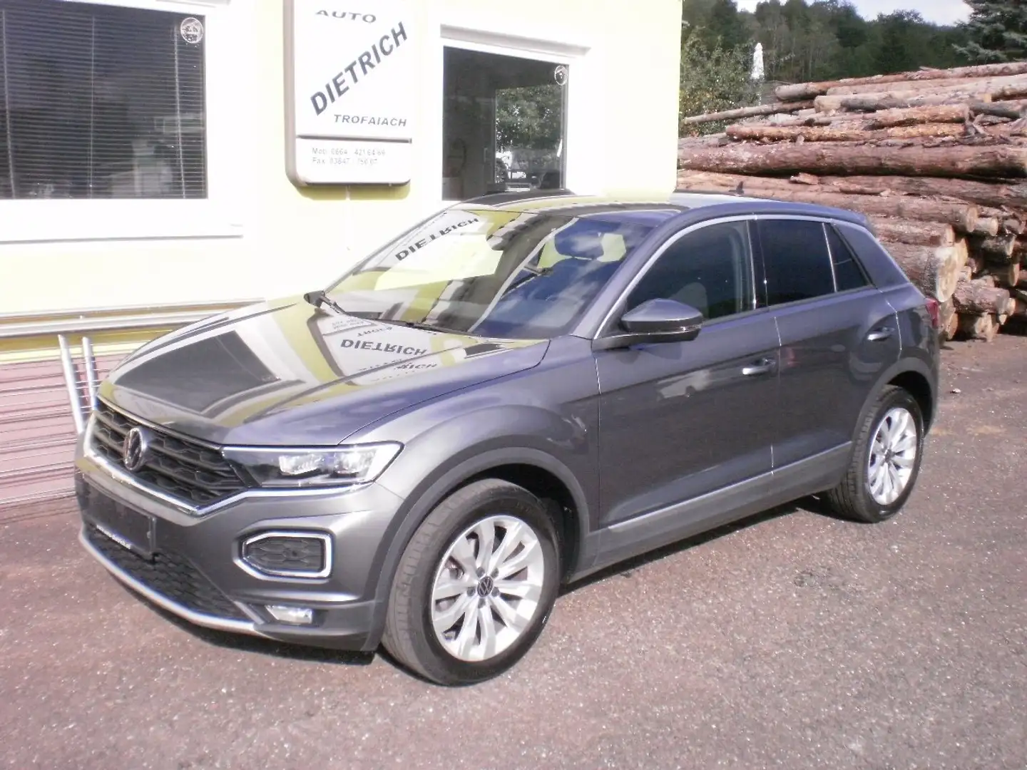 Volkswagen T-Roc T-Roc 1,5 TSI ACT Sport DSG Sport Grau - 2
