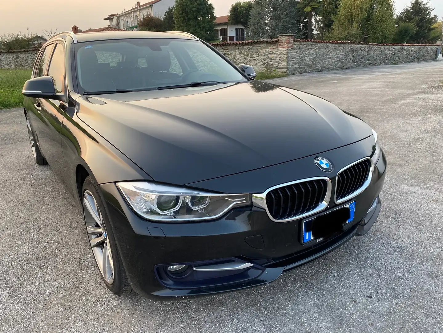 BMW 320 Serie 3 F31 2012 Touring 320d Touring xdrive Sport Siyah - 1