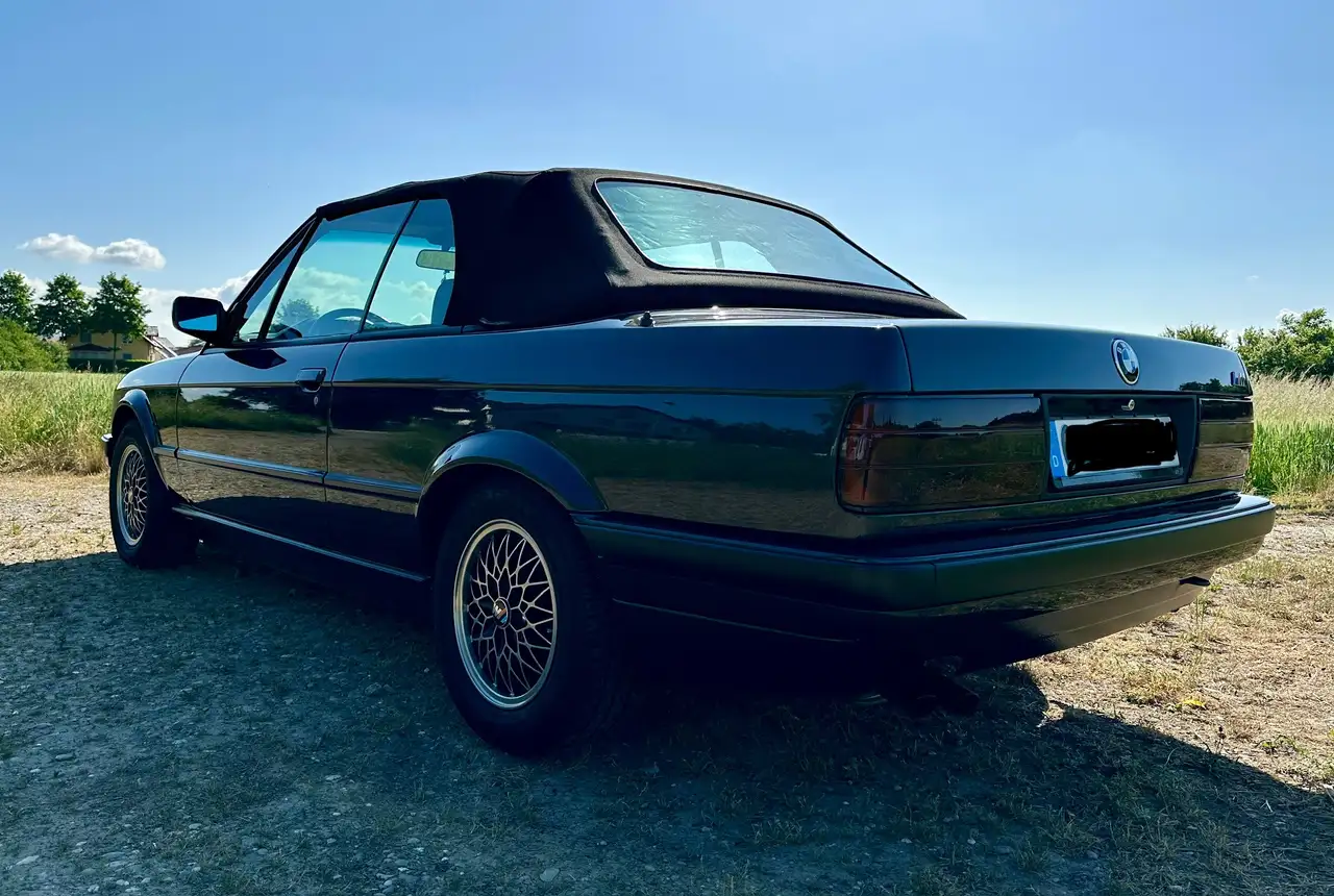 BMW 320i, foto 4