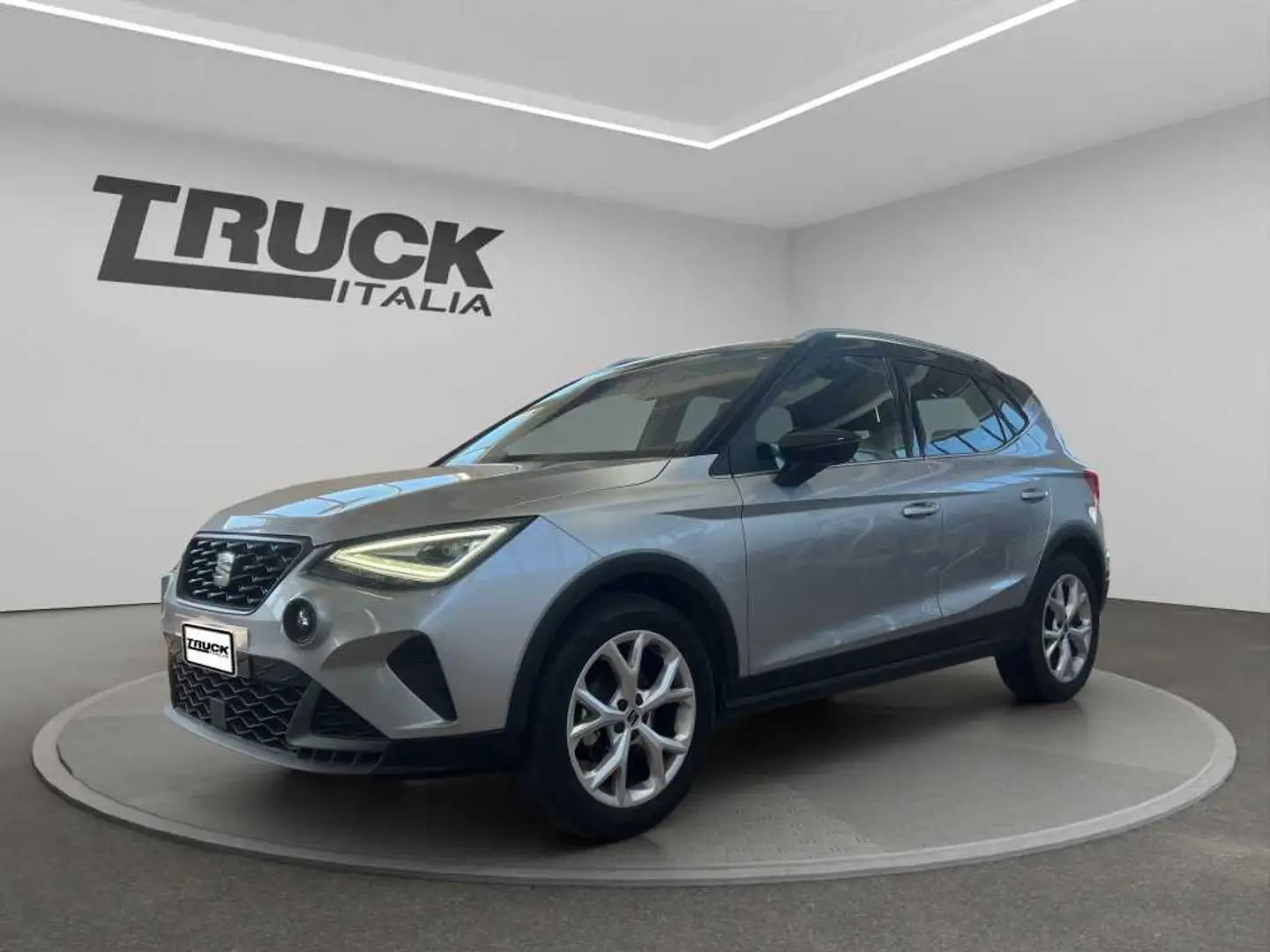 SEAT Arona 2022 - Arona 1.0 ecotsi FR 95cv Argento - 1