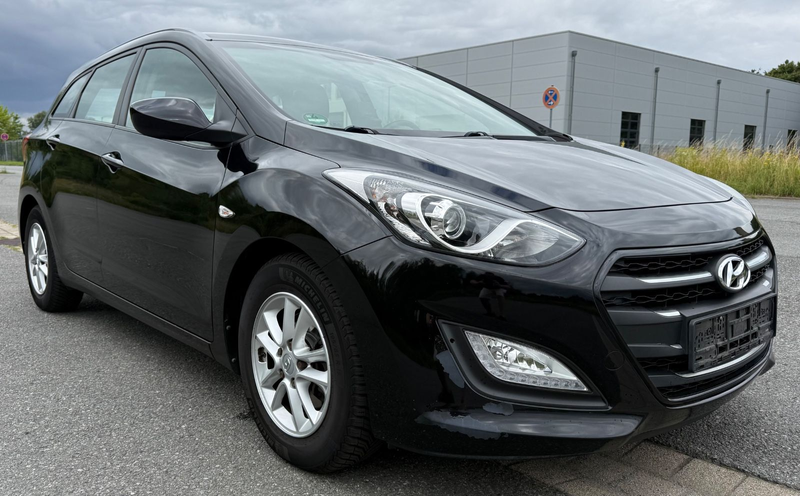 Hyundai i30 cw GDI Automatik Sitzheizg. Alu 1.Hand — photo 3