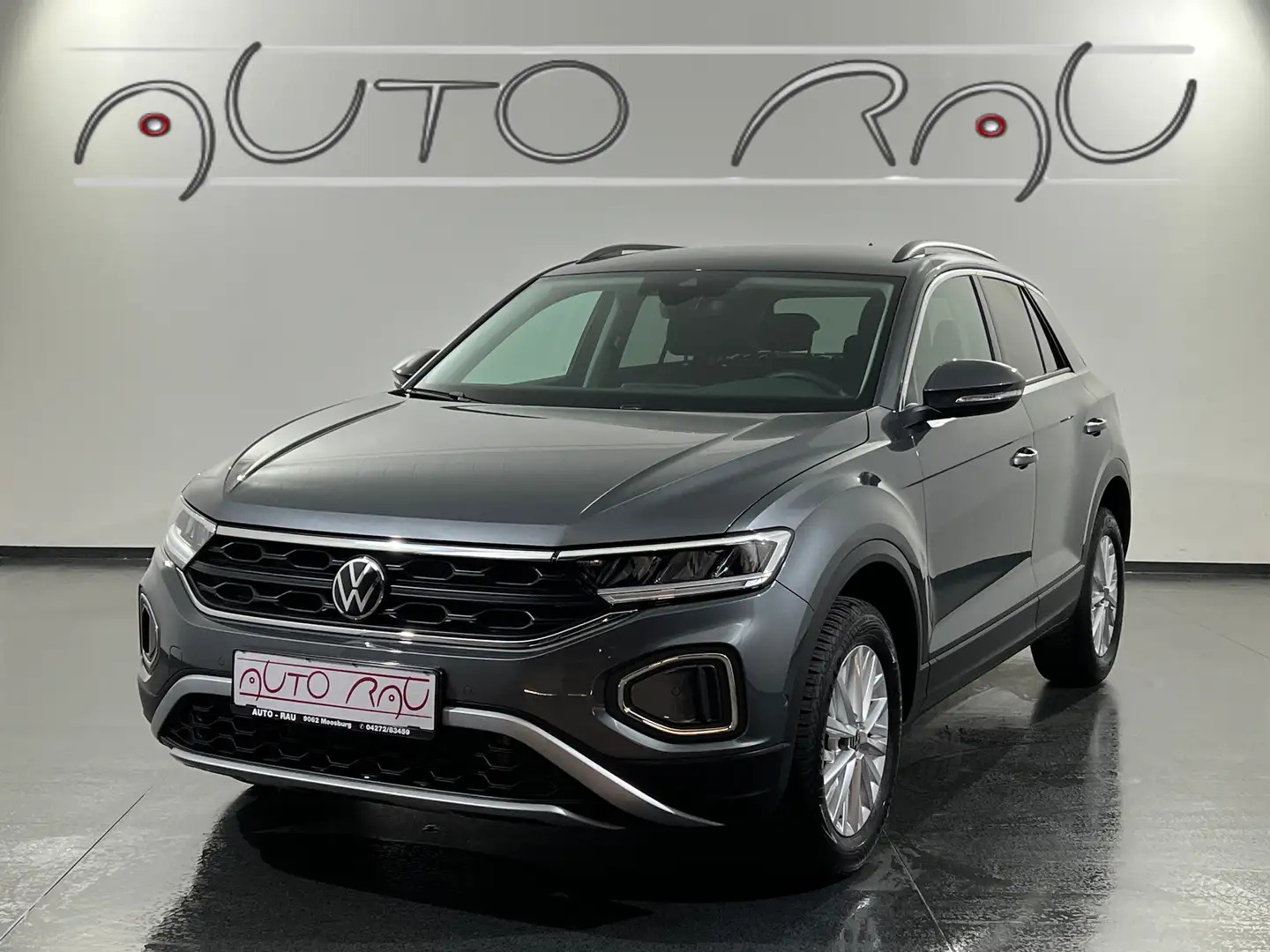 Volkswagen T-Roc 1.0 TSI Life *LED*NAVI*PDC* Grau - 1