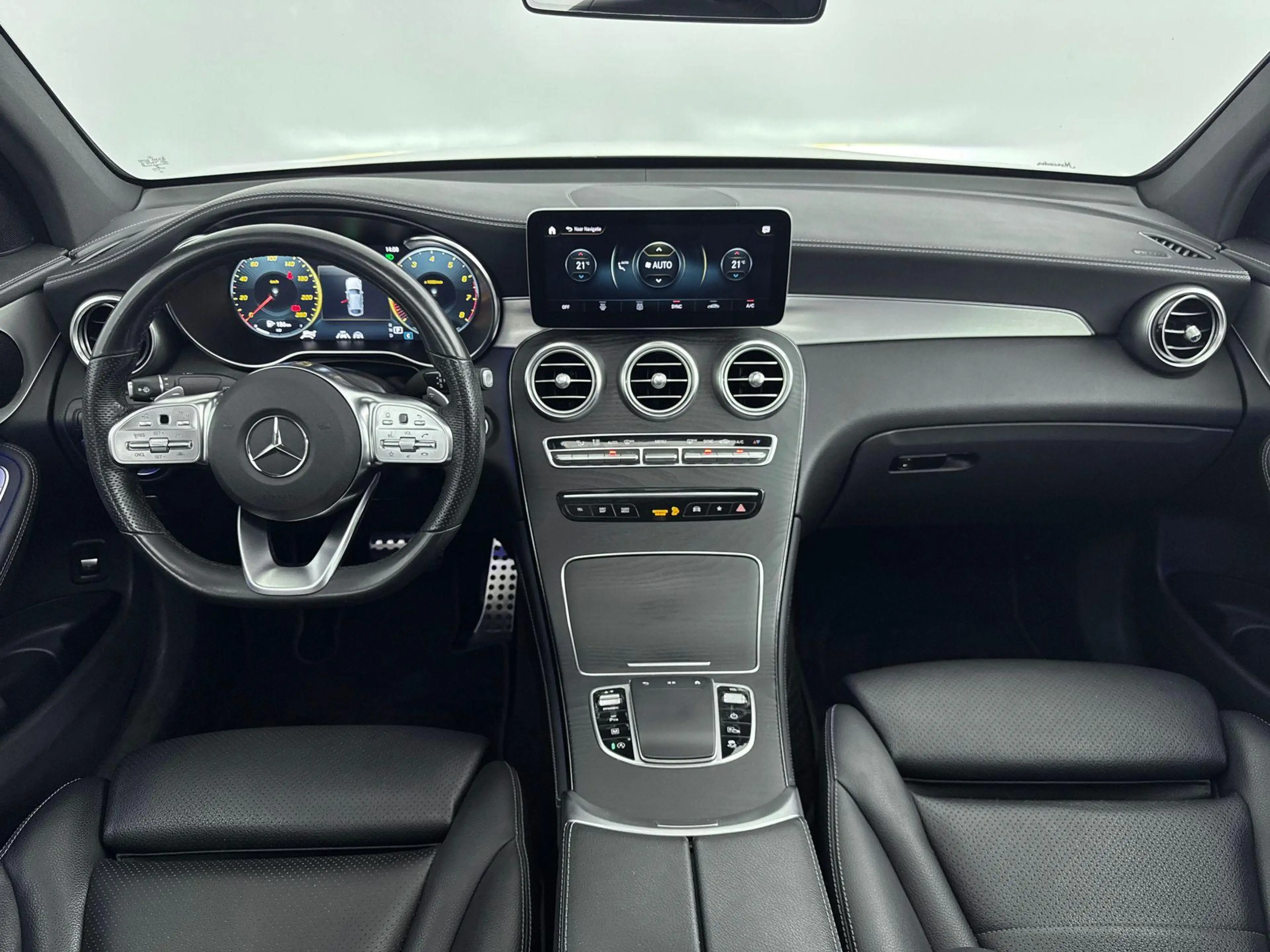 Mercedes-Benz GLC 200 GLC Coupé Automaat Business Solution AMG | Premium — photo 3