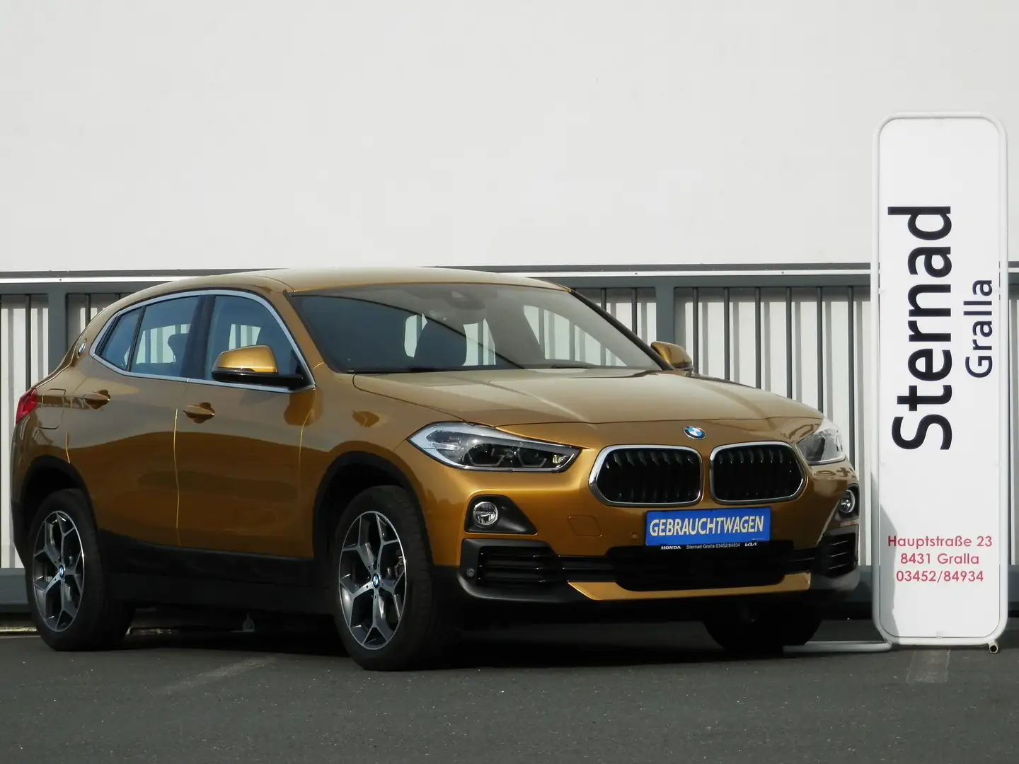 BMW X2 sDrive 18d Aut. Or - 1