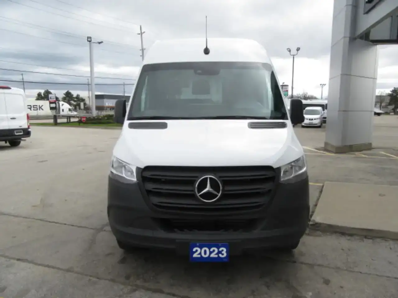 Mercedes-Benz Sprinter снимка Mercedes-Benz Sprinter