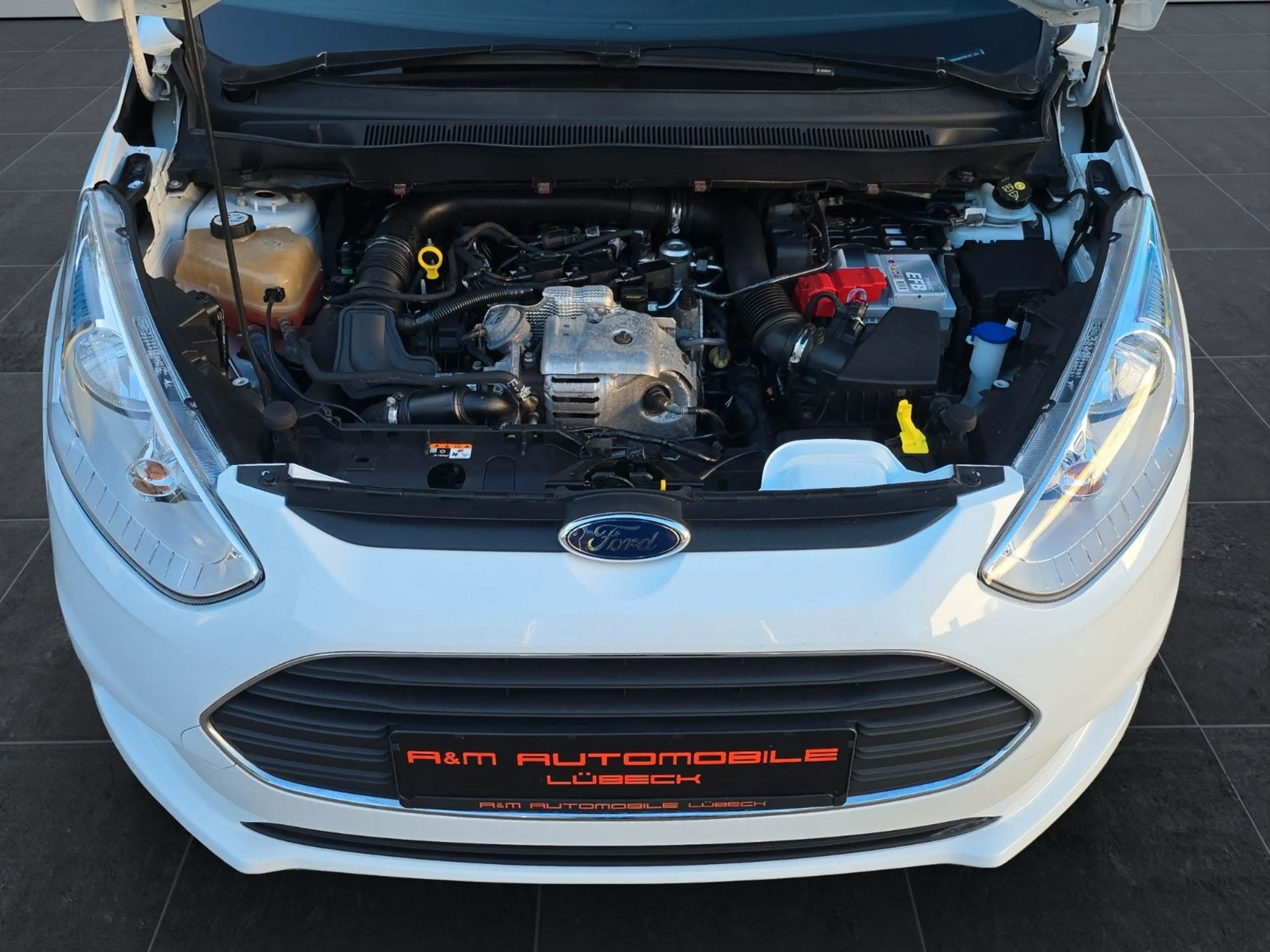 Ford B-Max B-MAX Trend, Zahnriemen Service TÜV NEU — photo 27