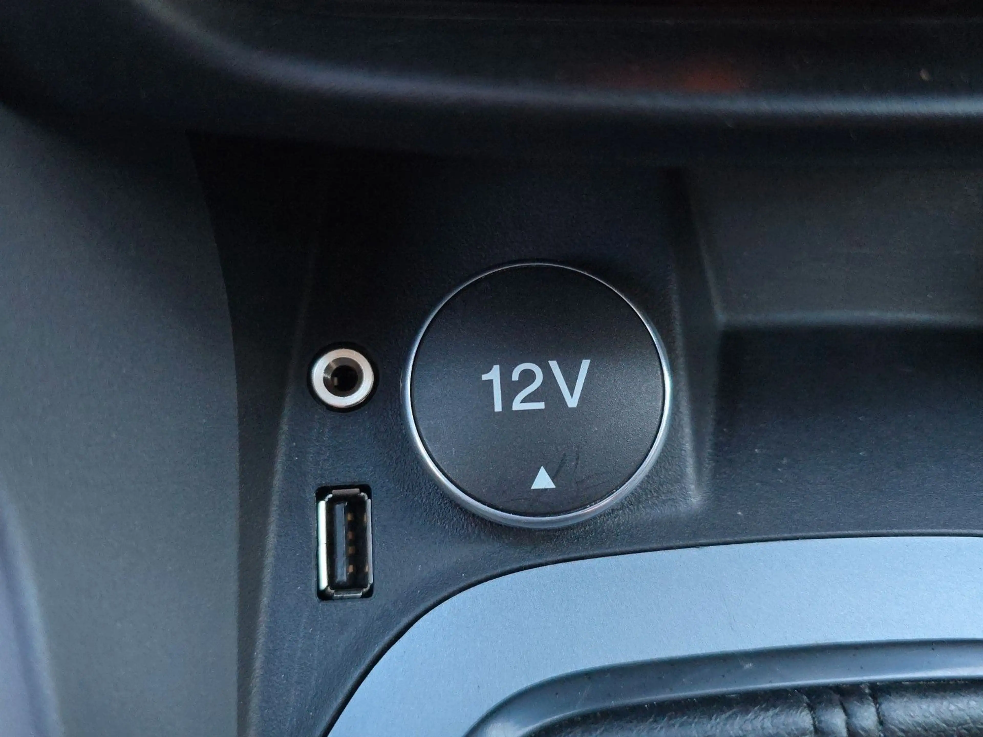 Ford B-Max B-MAX Trend, Zahnriemen Service TÜV NEU — photo 18