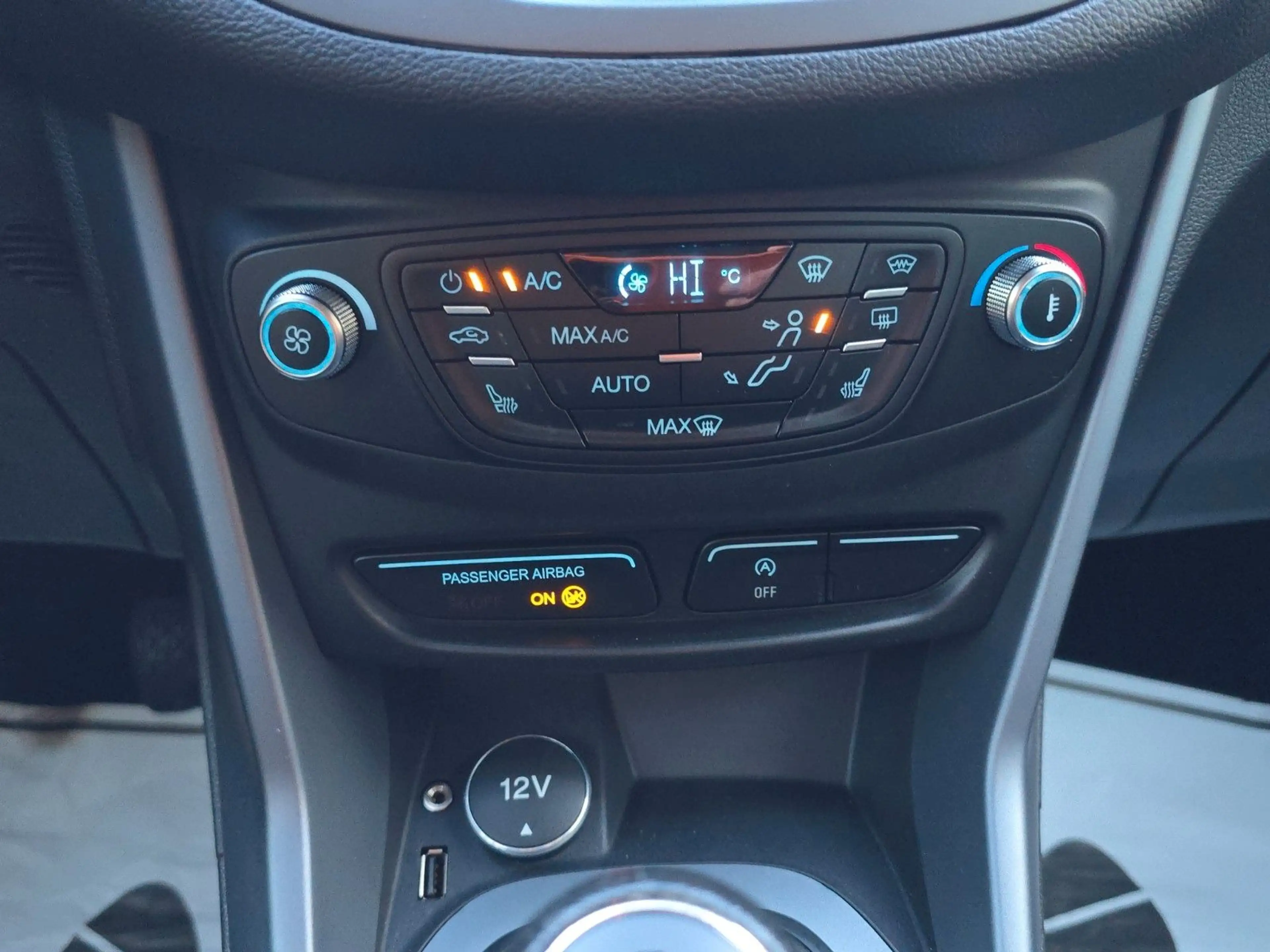 Ford B-Max B-MAX Trend, Zahnriemen Service TÜV NEU — photo 16