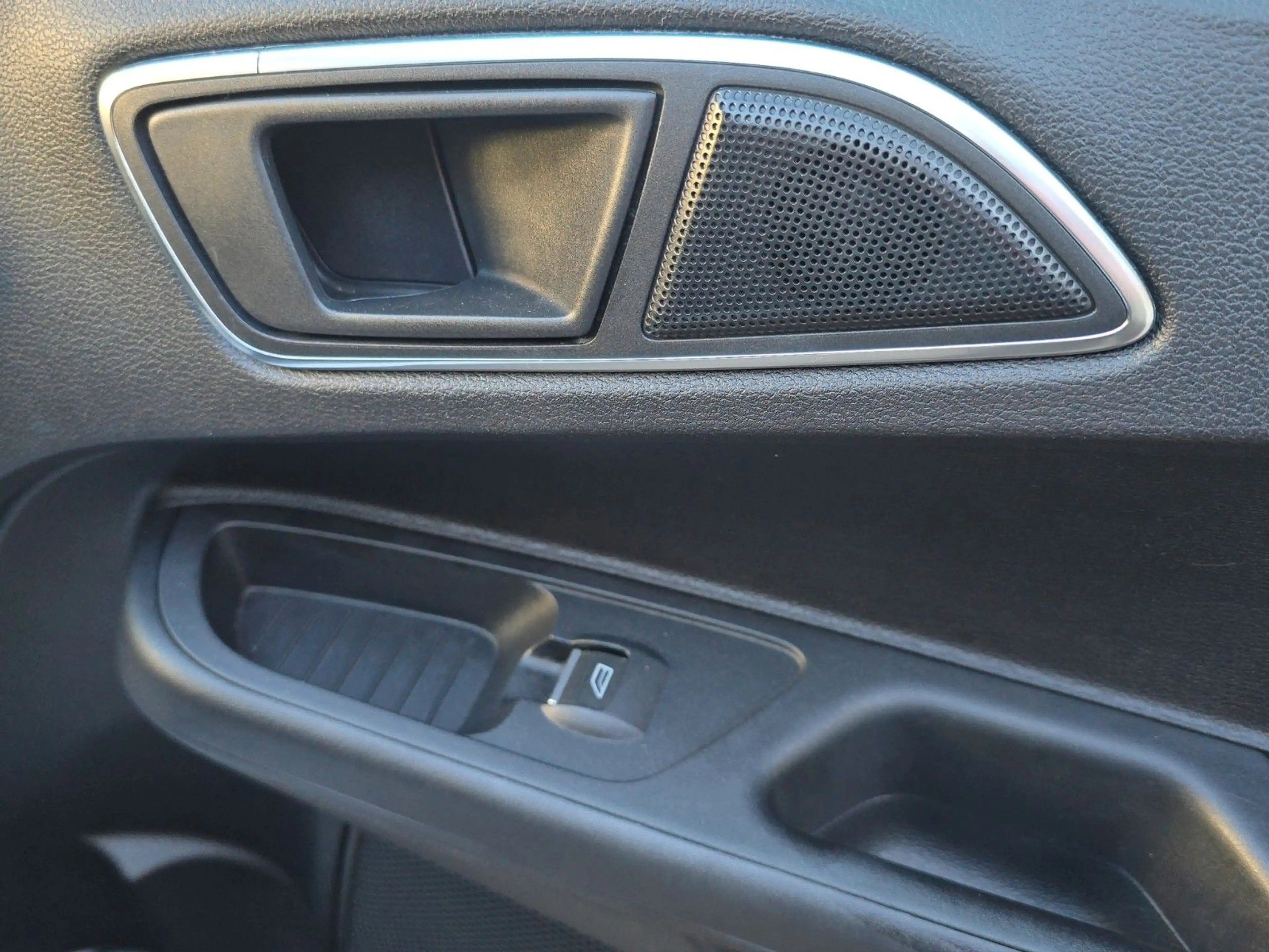 Ford B-Max B-MAX Trend, Zahnriemen Service TÜV NEU — photo 26