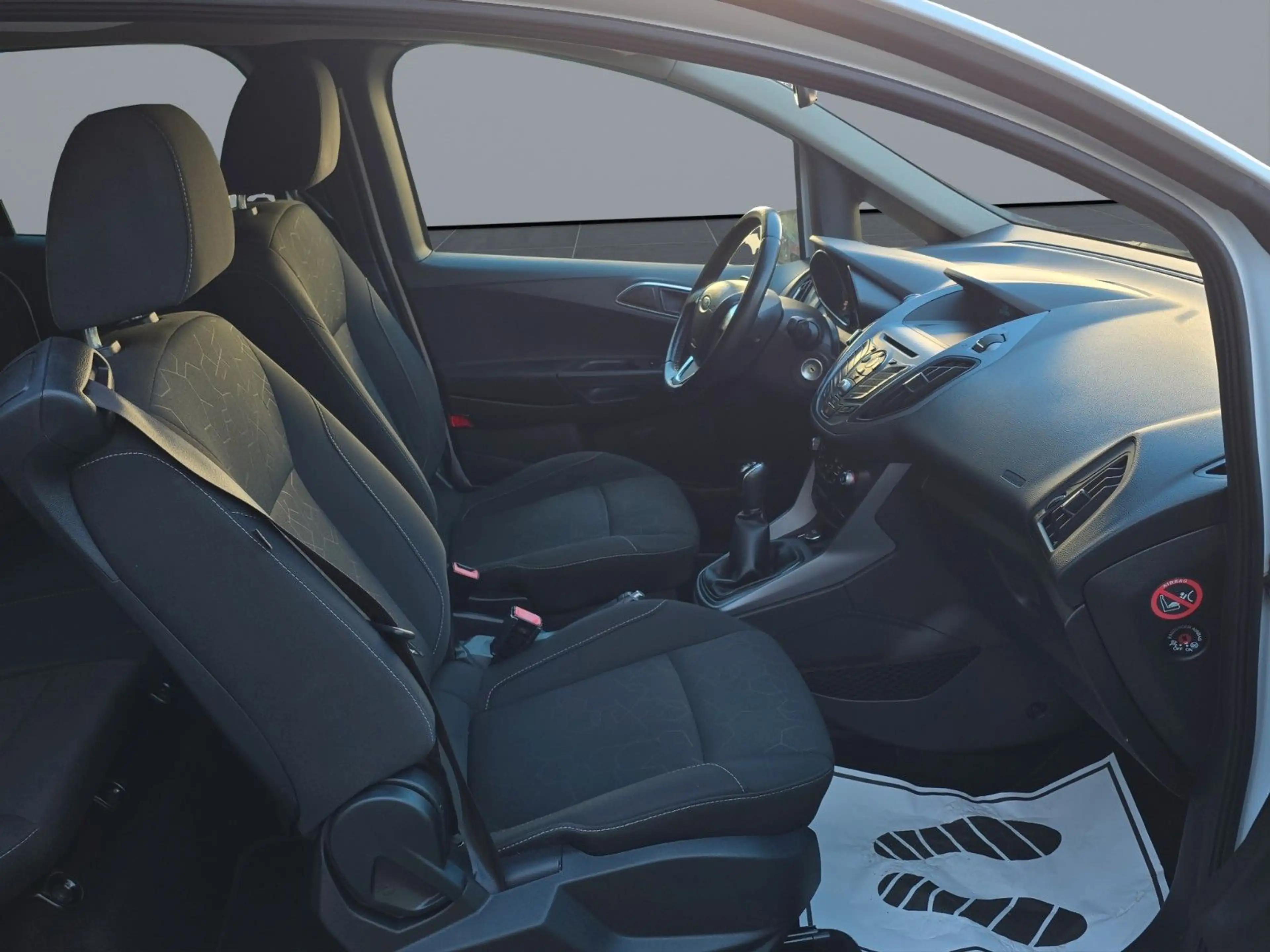Ford B-Max B-MAX Trend, Zahnriemen Service TÜV NEU — photo 25