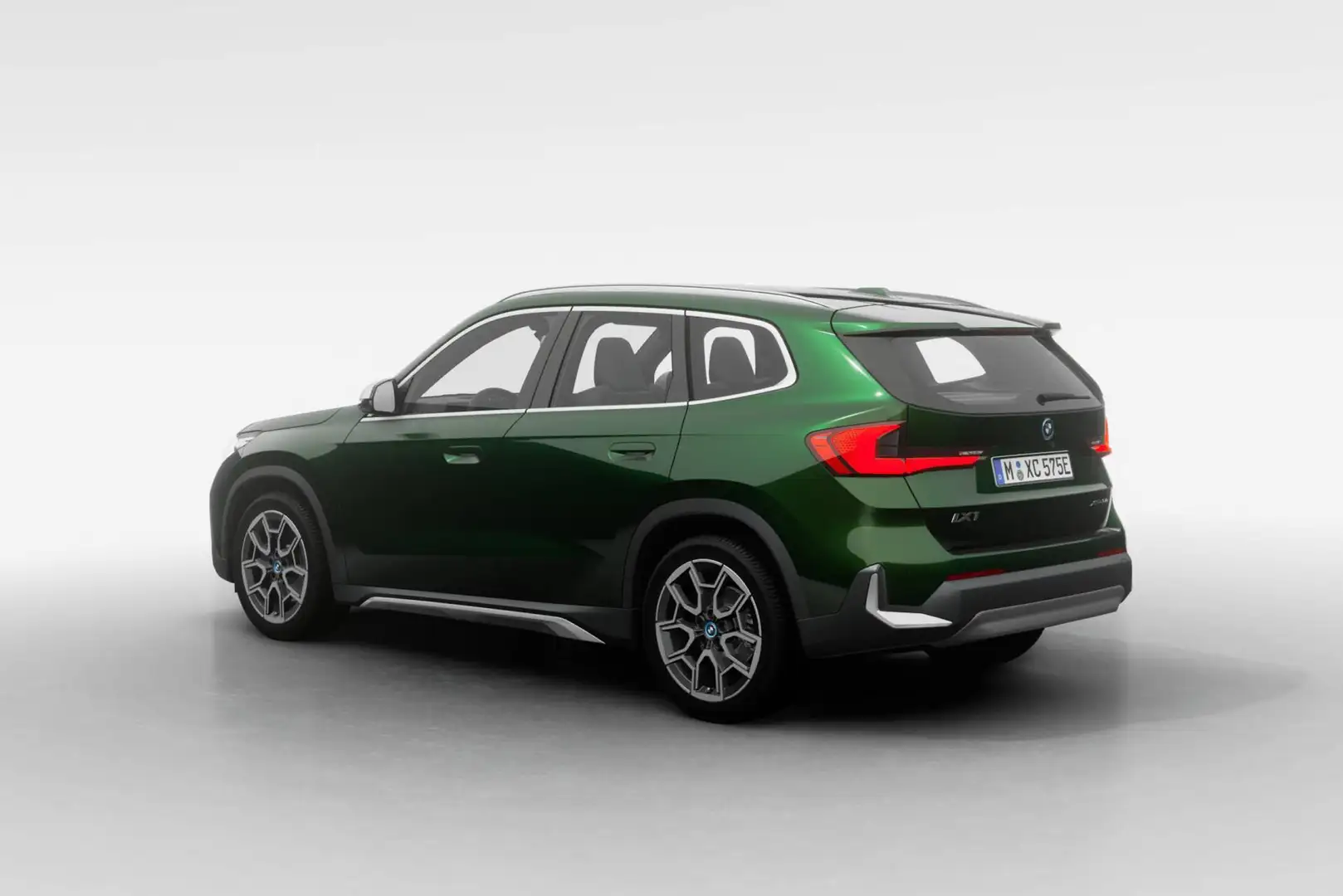 BMW iX1 xDrive30 Launch Edition 67 kWh | xLine | Elektrisc Groen - 2