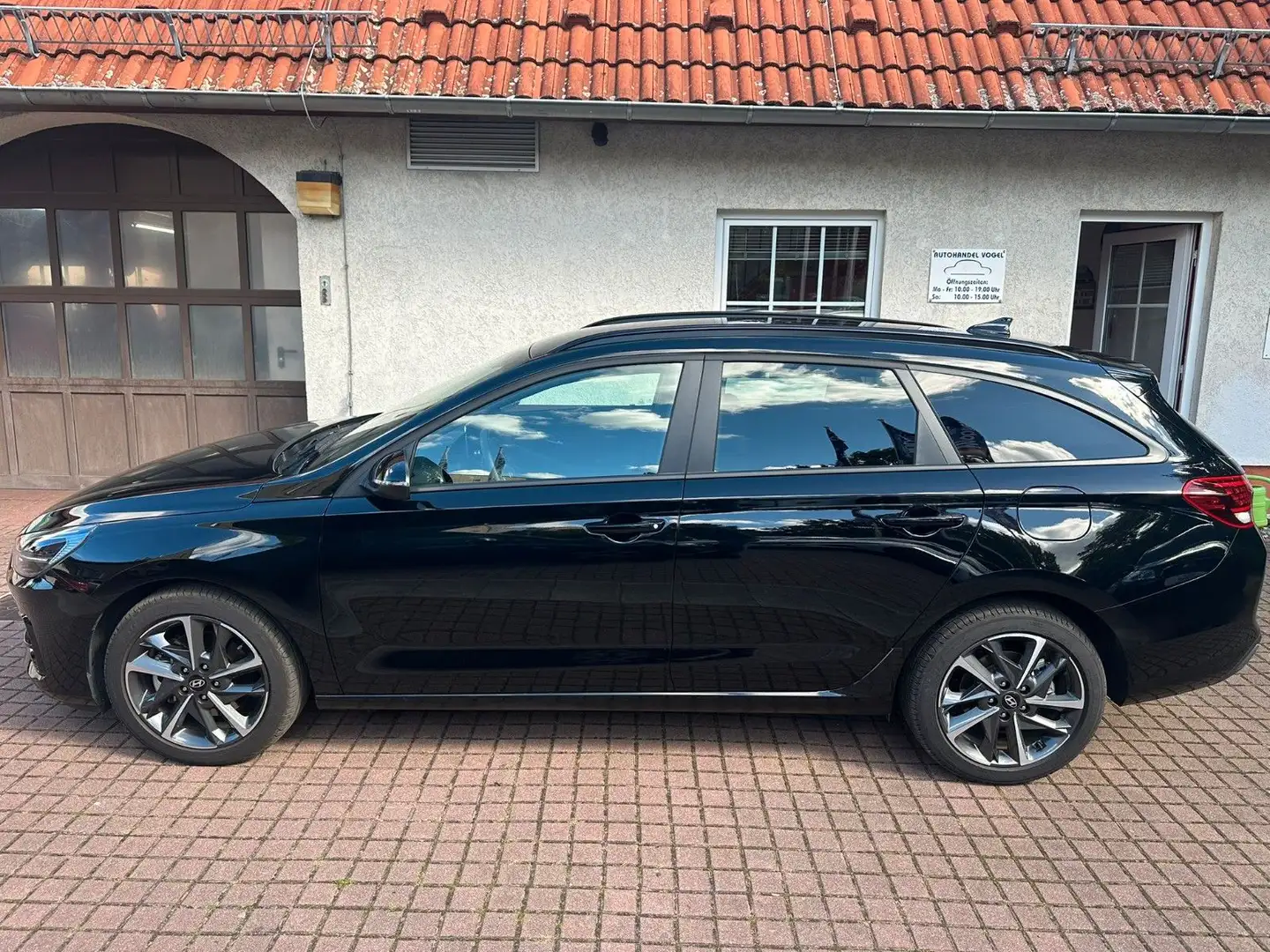 Hyundai i30 cw*AUT.*LED*LM*SITZHZG*NAVI*CAM* Noir - 2