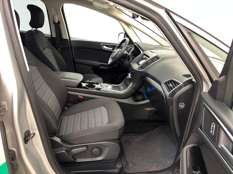 Ford S-Max 2.0 EcoBlue Titanium AHK SpoSi ACC BLIS — photo 9