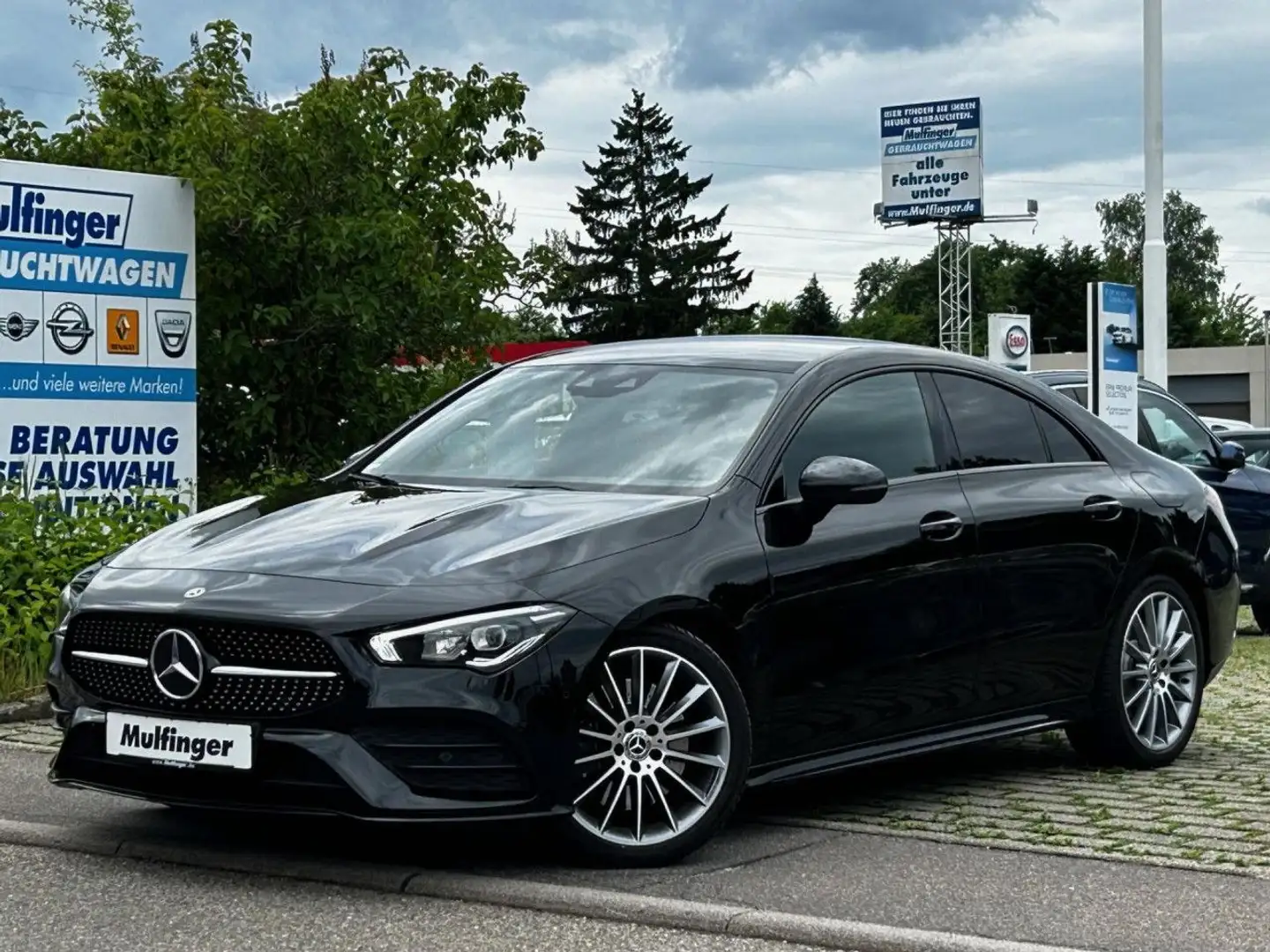 Mercedes-Benz CLA 220 AMG Line Night. Kamera Standh. MBUX 19" Noir - 2