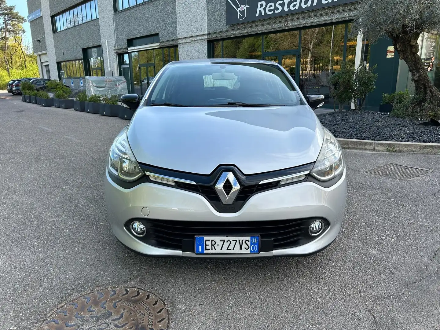 Renault Clio 0.9 TCe 12V 90CV Start&Stop 5 porte Energy Bianco - 2
