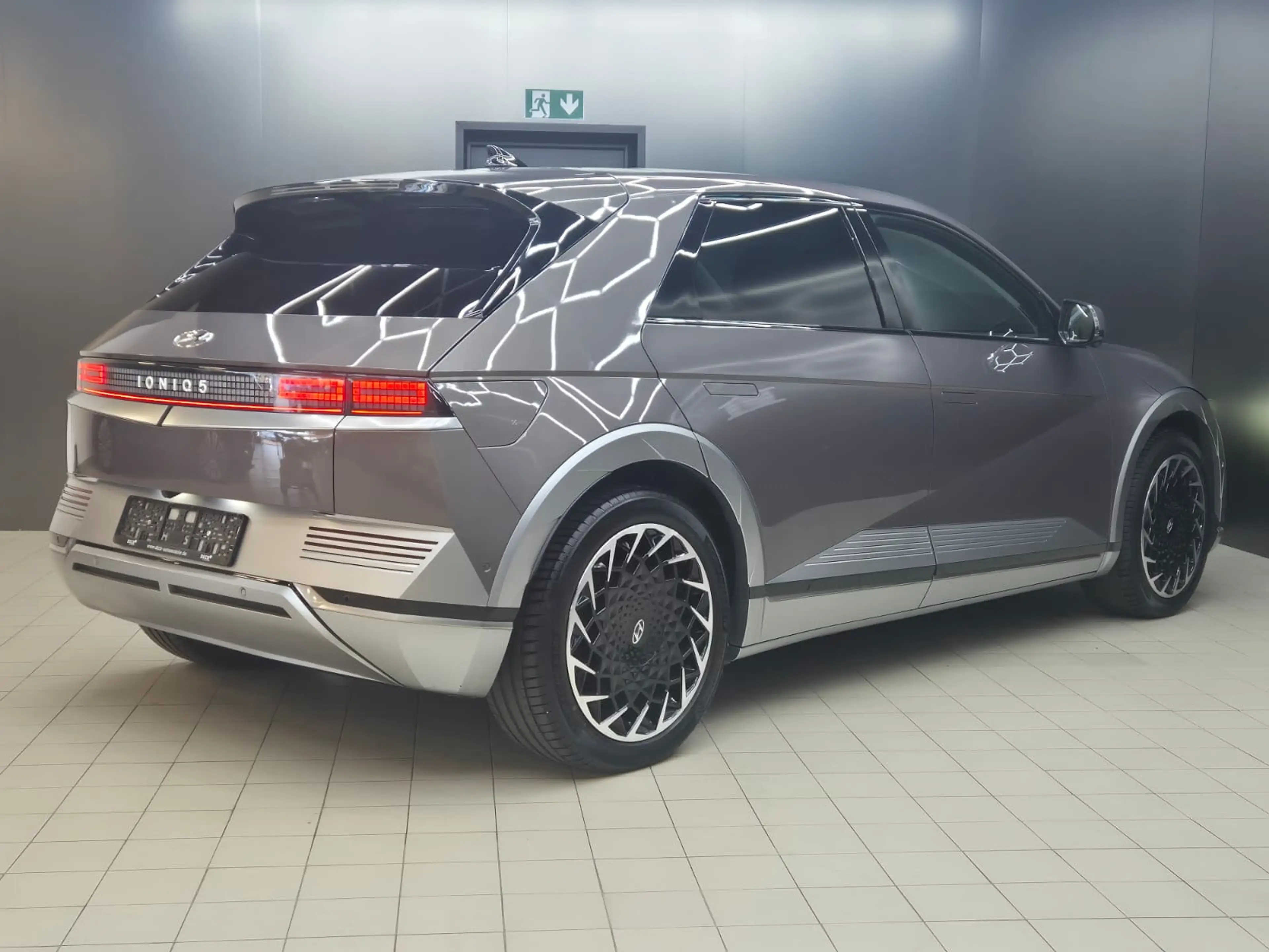 Hyundai IONIQ 5 Uniq PANO+LED+HEAD+MEMO+BOSE+360°+AHK+WP — photo 8