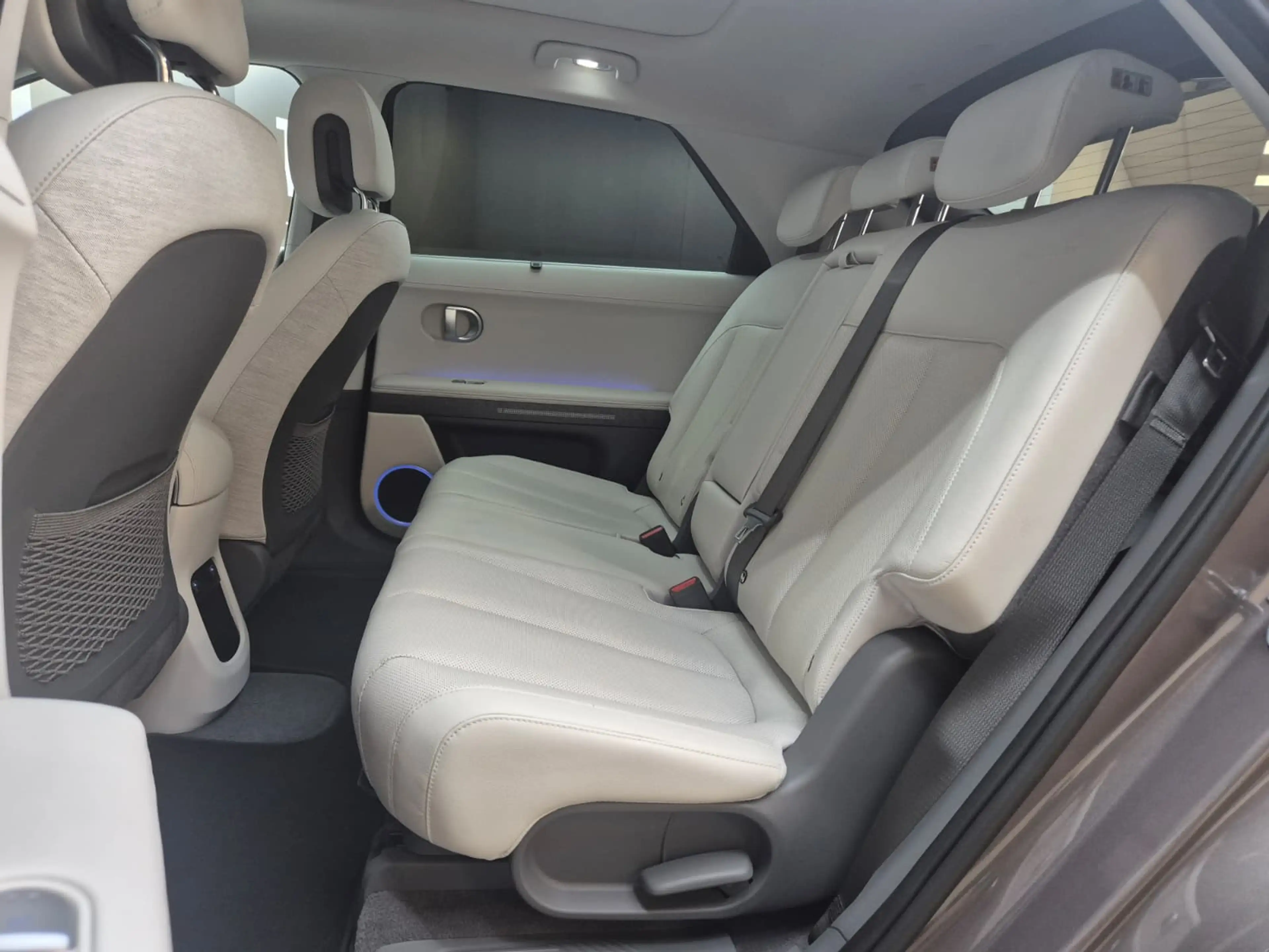 Hyundai IONIQ 5 Uniq PANO+LED+HEAD+MEMO+BOSE+360°+AHK+WP — photo 11