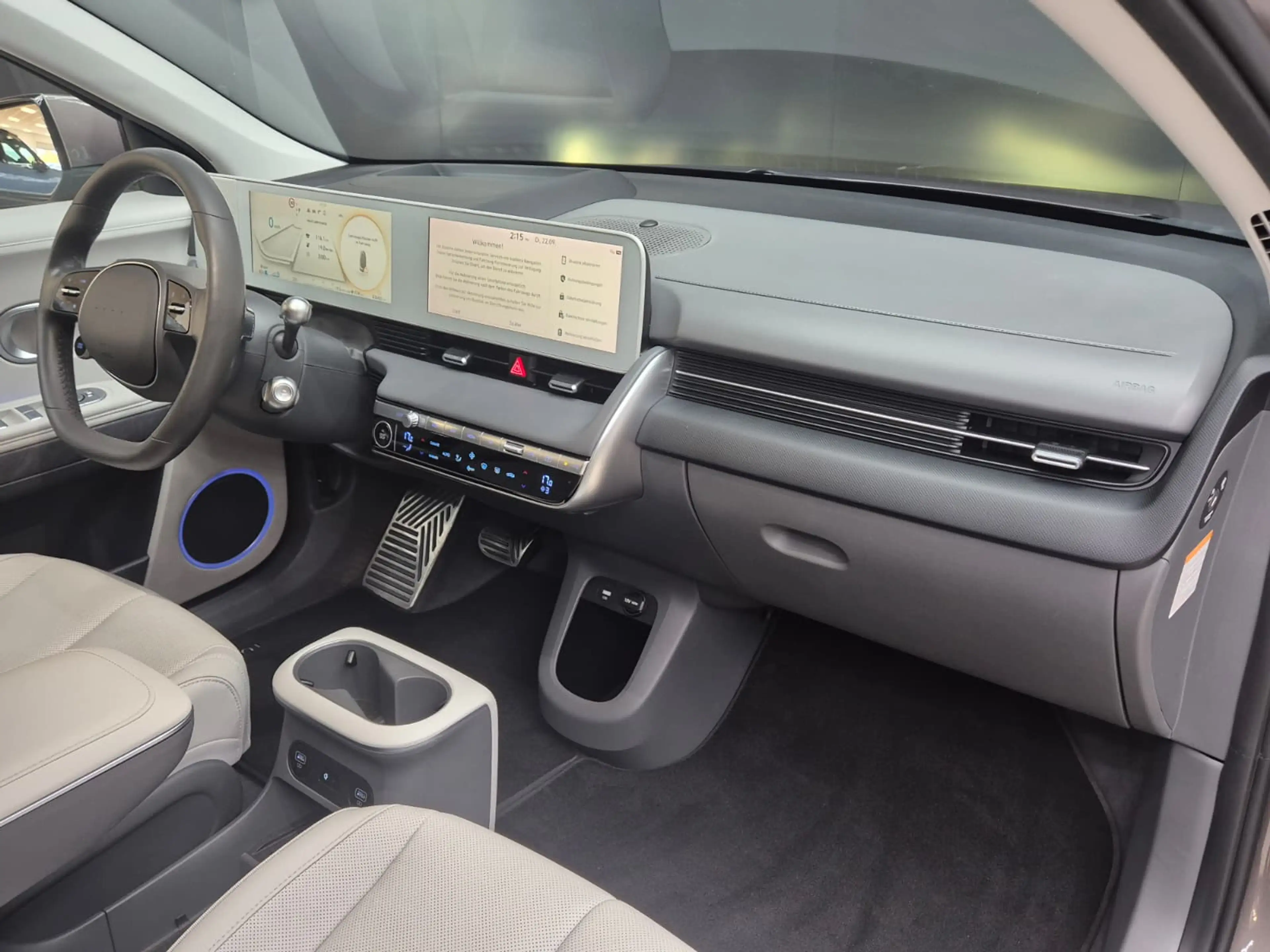 Hyundai IONIQ 5 Uniq PANO+LED+HEAD+MEMO+BOSE+360°+AHK+WP — photo 15