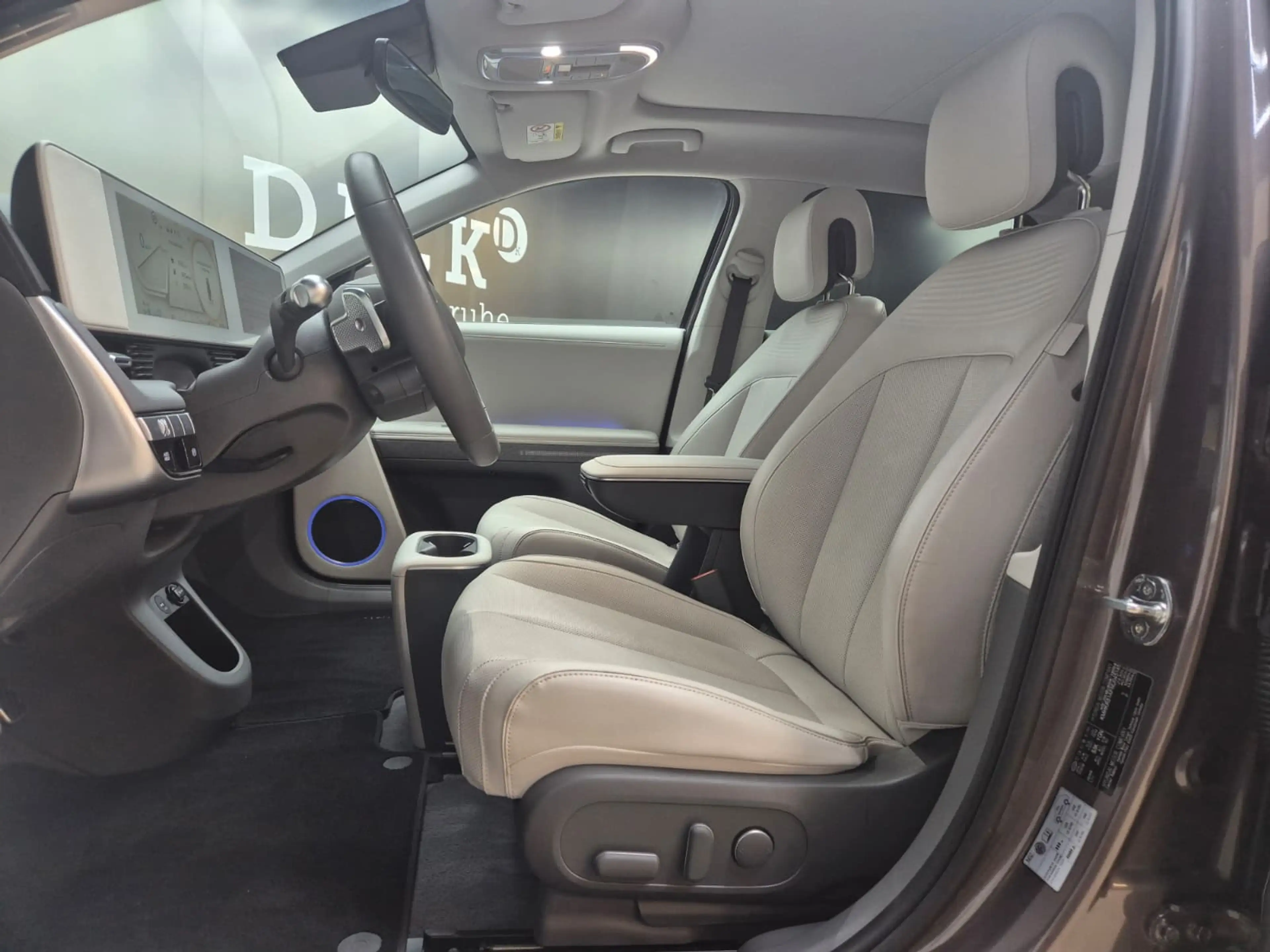 Hyundai IONIQ 5 Uniq PANO+LED+HEAD+MEMO+BOSE+360°+AHK+WP — photo 9