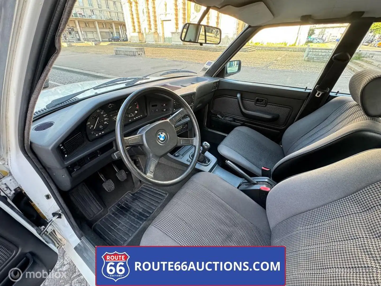 BMW 518 i | 1987 | Route 66 Auctions Zwart - 2