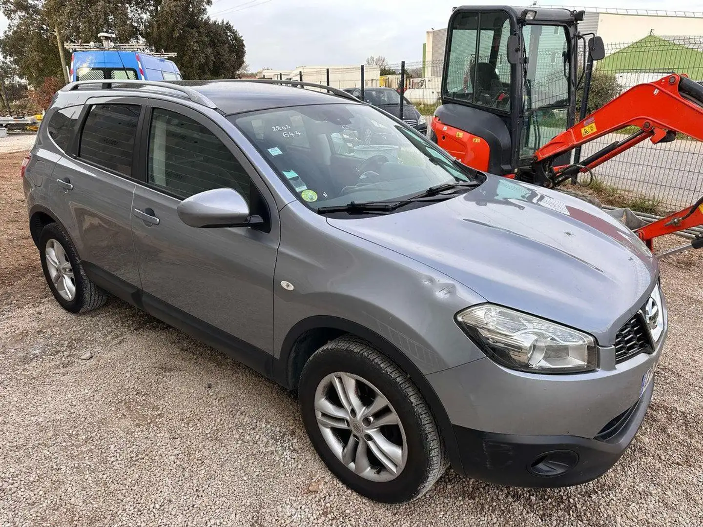 Nissan Qashqai %2B2 dci 110 CV CONECT EDITION Grau - 2