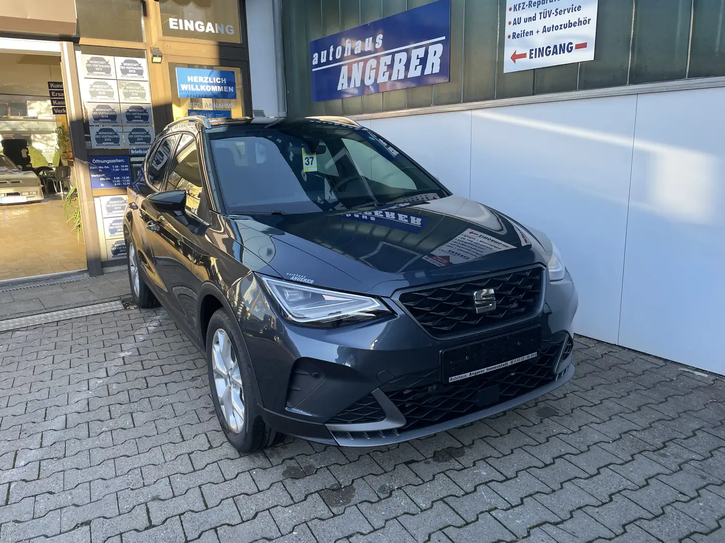 SEAT Arona 1.5 TSI DSG  FR, Alcantara,5-J.Ga, LED,RFK,LAGERND Gris - 1