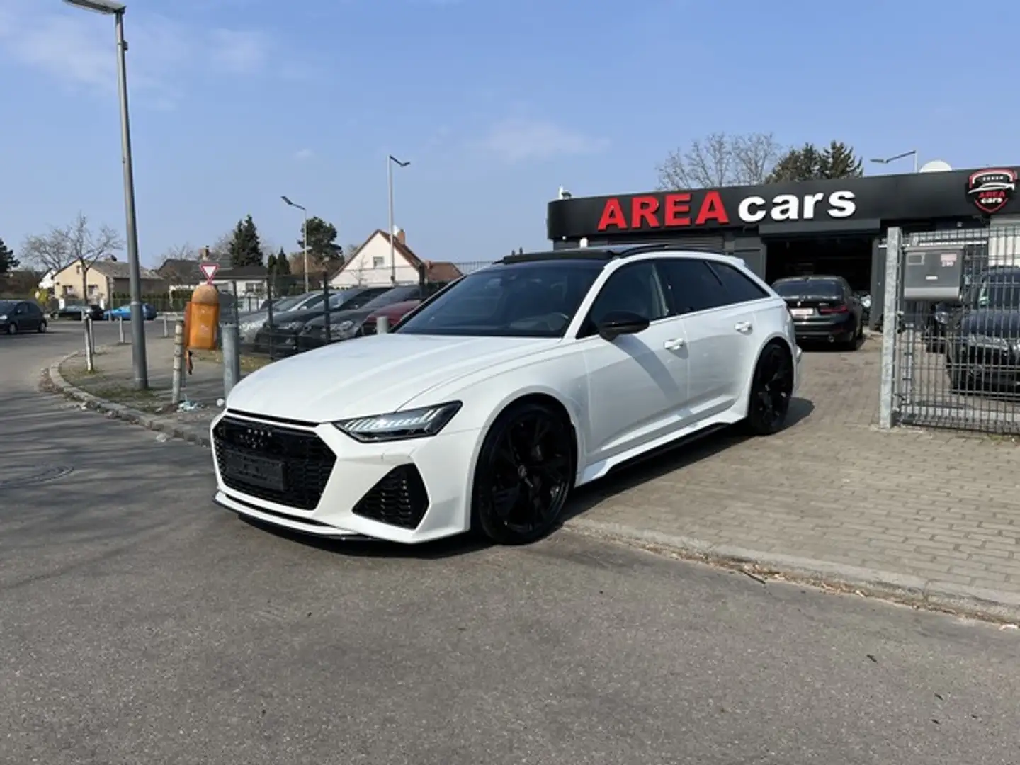 Audi RS6 4.0 TFSI*PANO*B&O*ACC*HUD*SOFT*KEY*360°* bijela - 2
