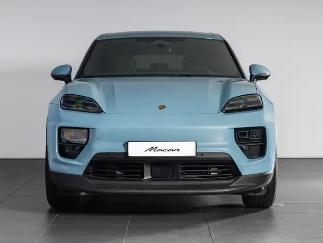 Porsche Macan view 6