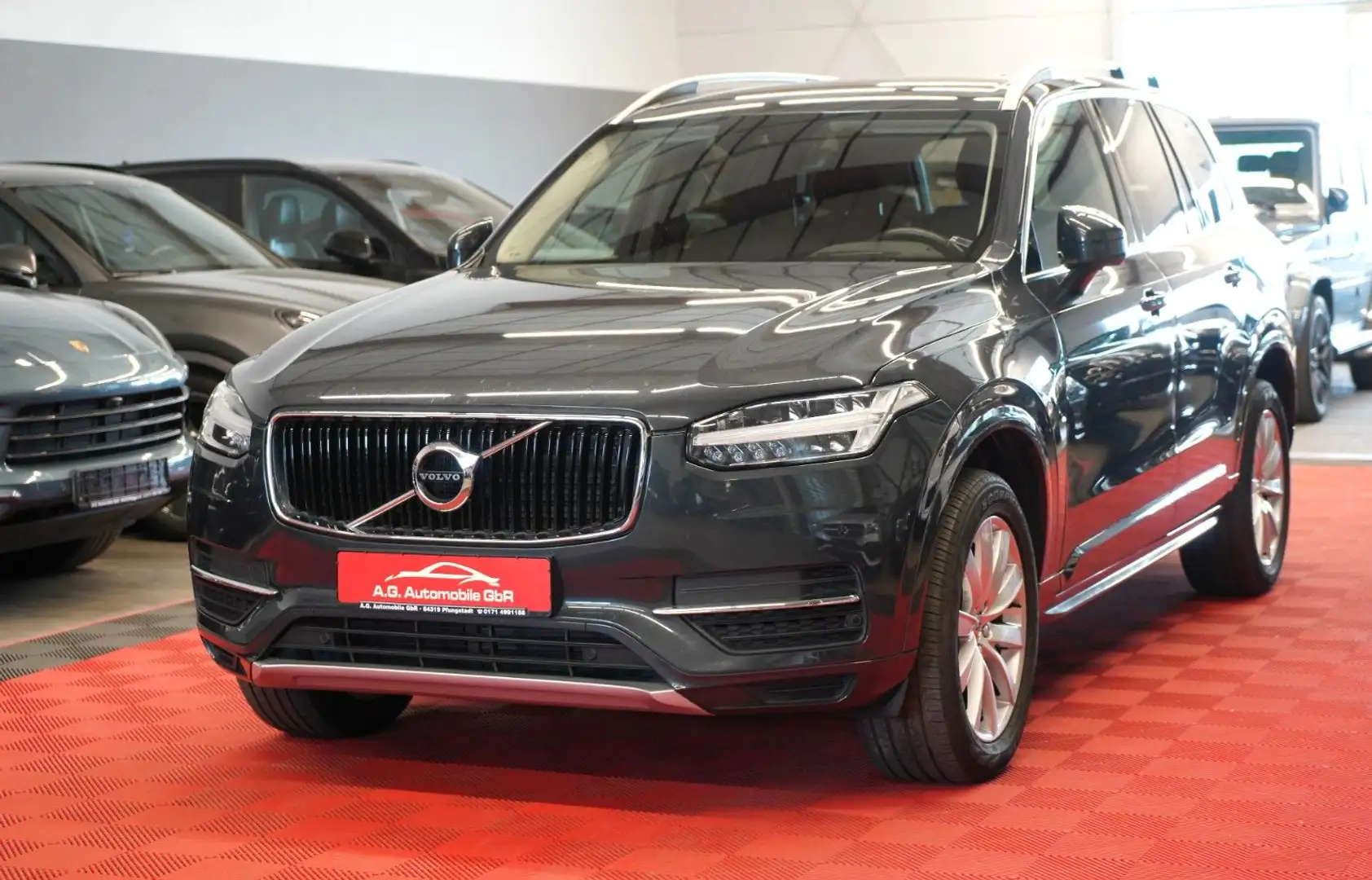 Volvo XC90 D5 Momentum AWD 7Sitz*Acc*H/K*Spur*8Fach* Grau - 1