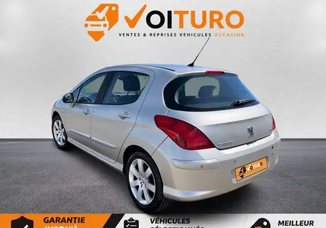 Peugeot 308 view 4