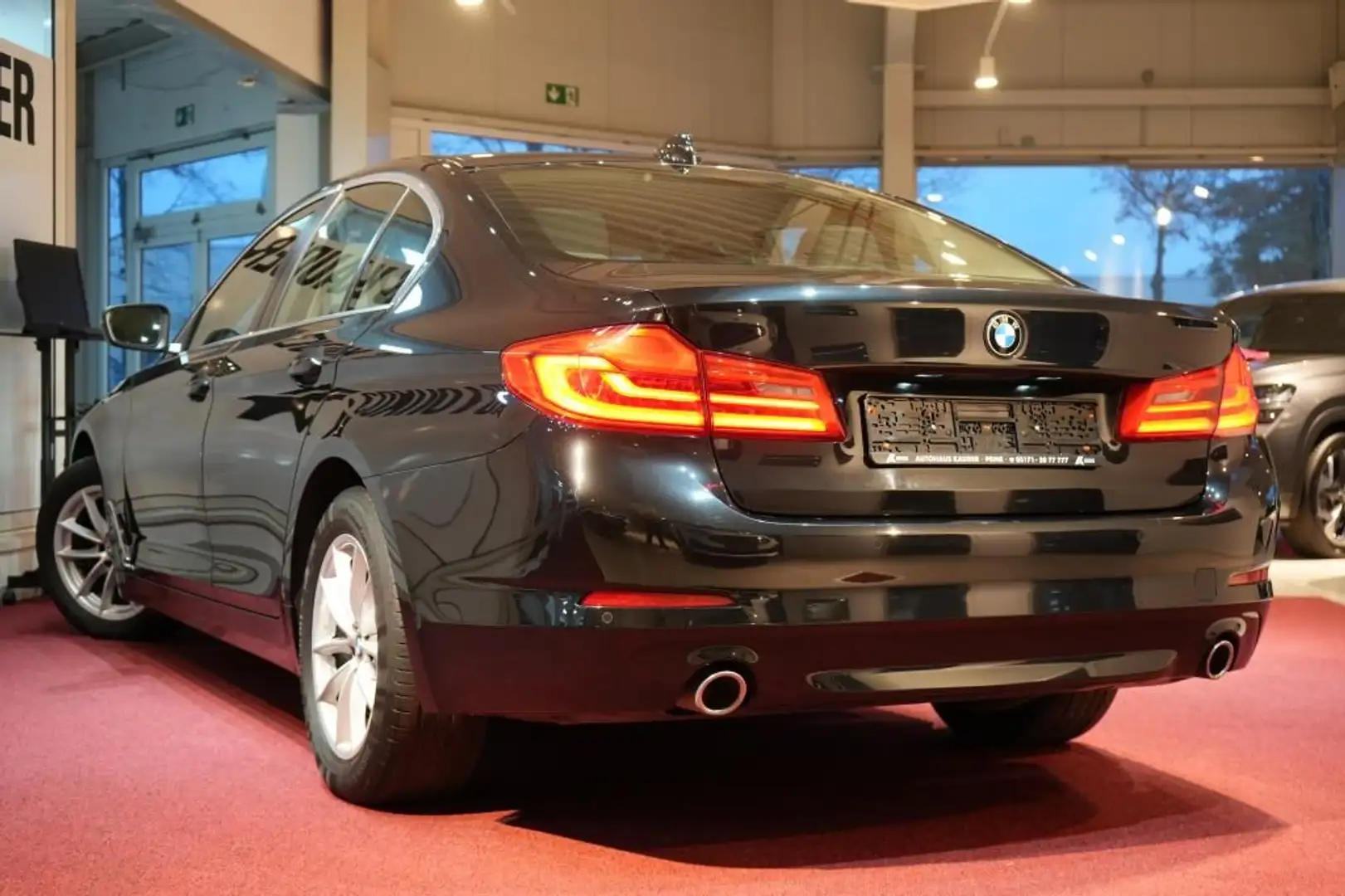 BMW 520 d *LED*Navi*Klima*SHZ* Noir - 2
