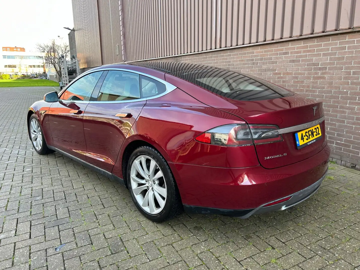 Tesla Model S 85 Performance FREE Super Charge Gratis Laden Czerwony - 2